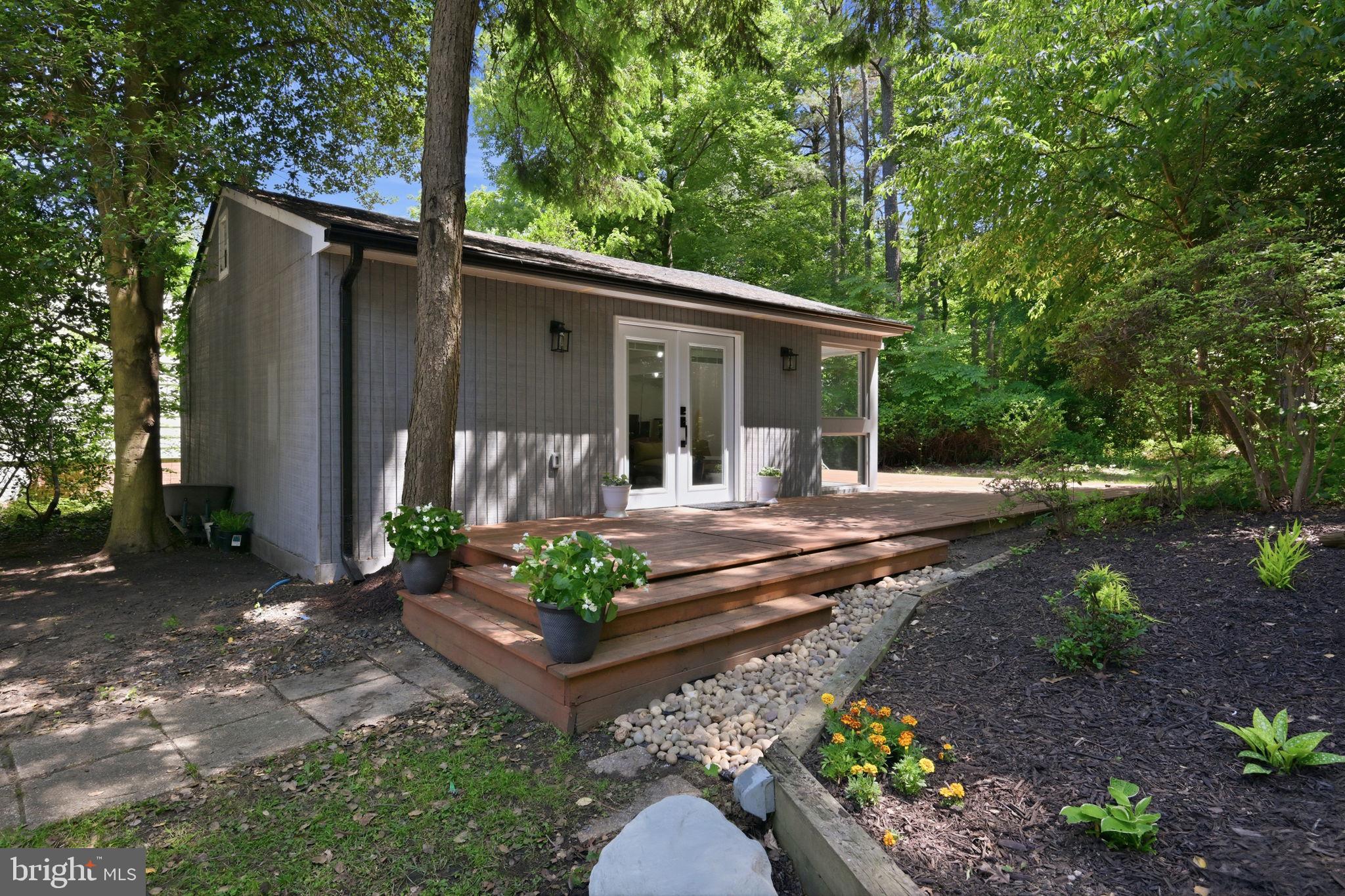 COLLEGE PARK - Residential