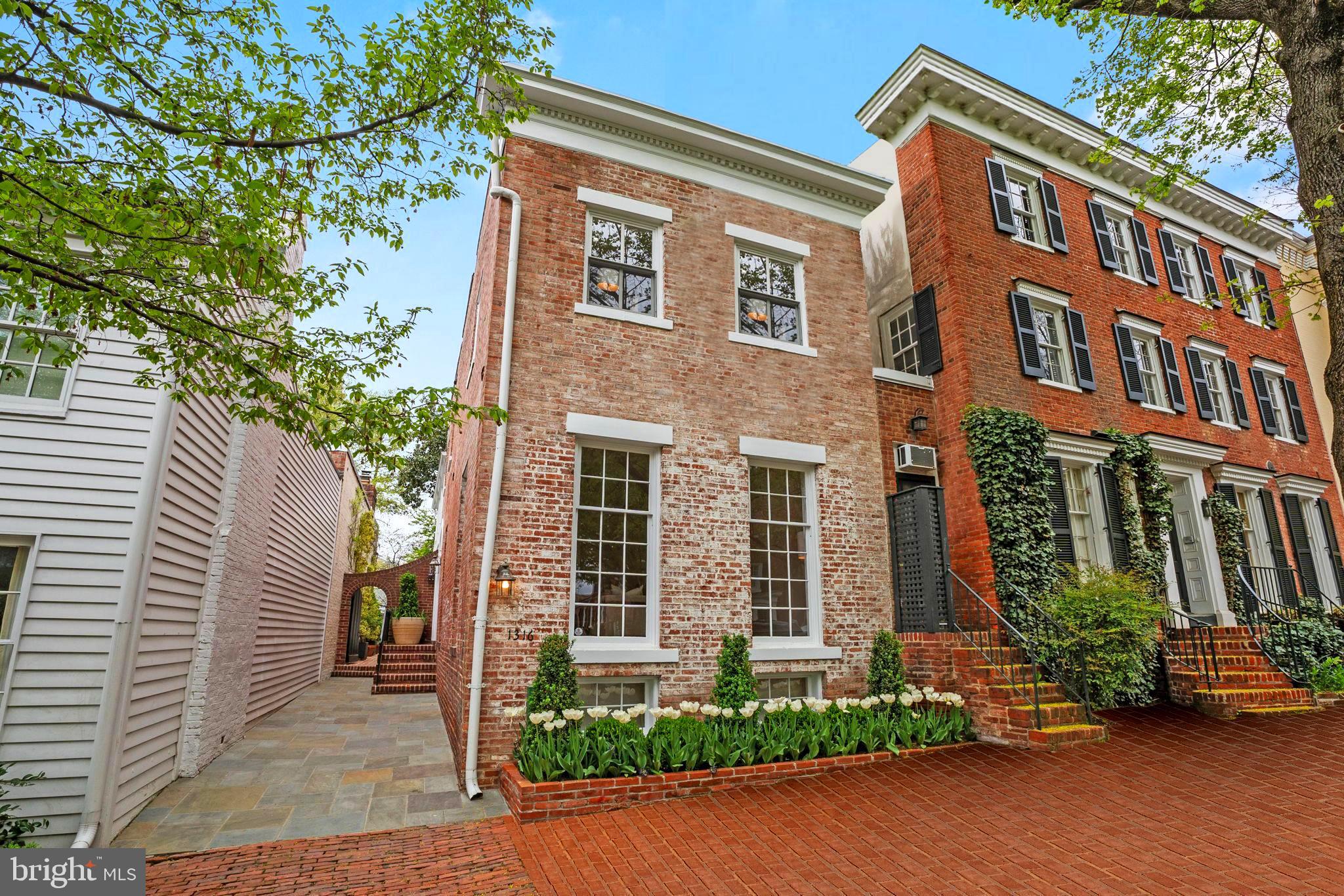 GEORGETOWN - Residential