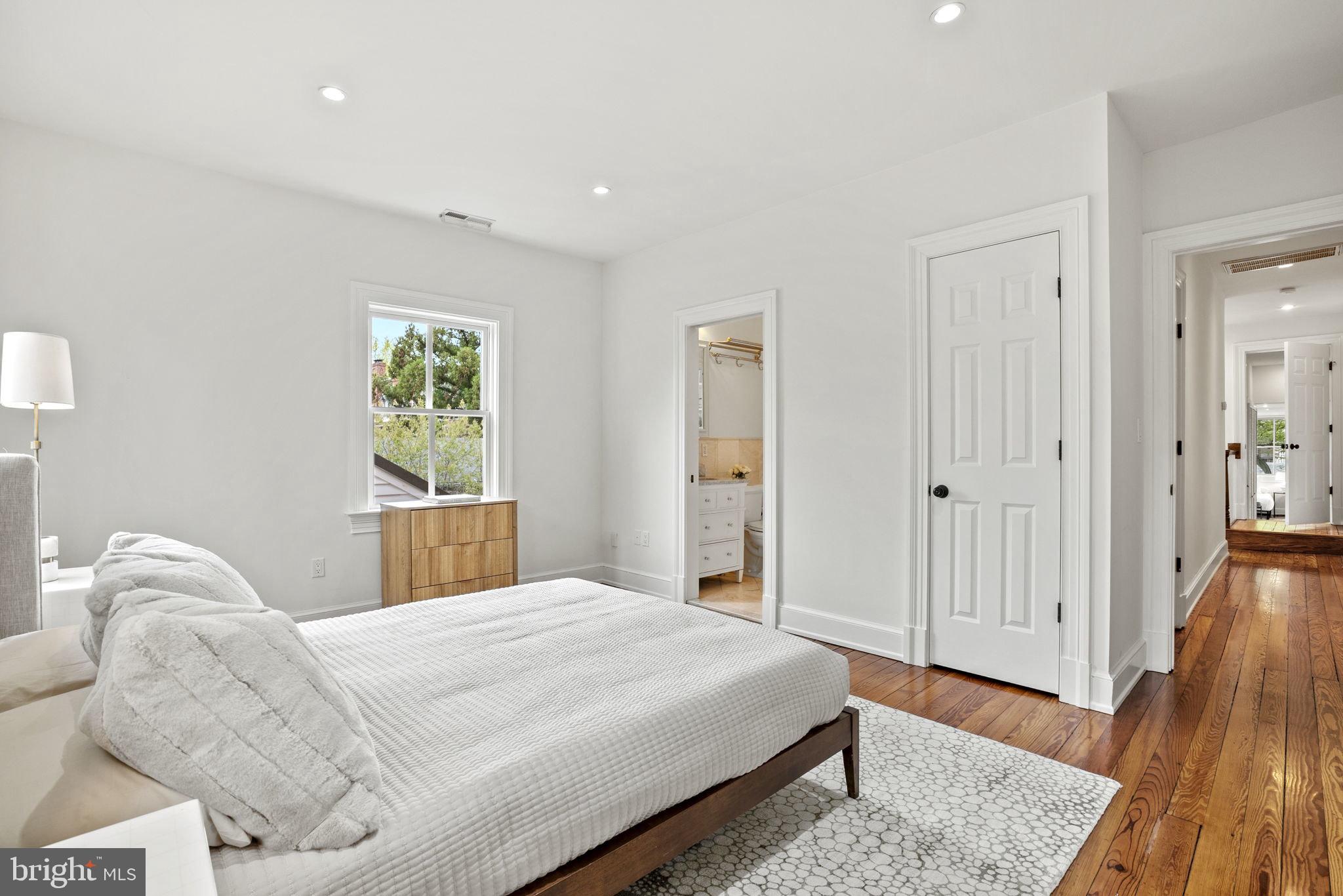 GEORGETOWN - Residential