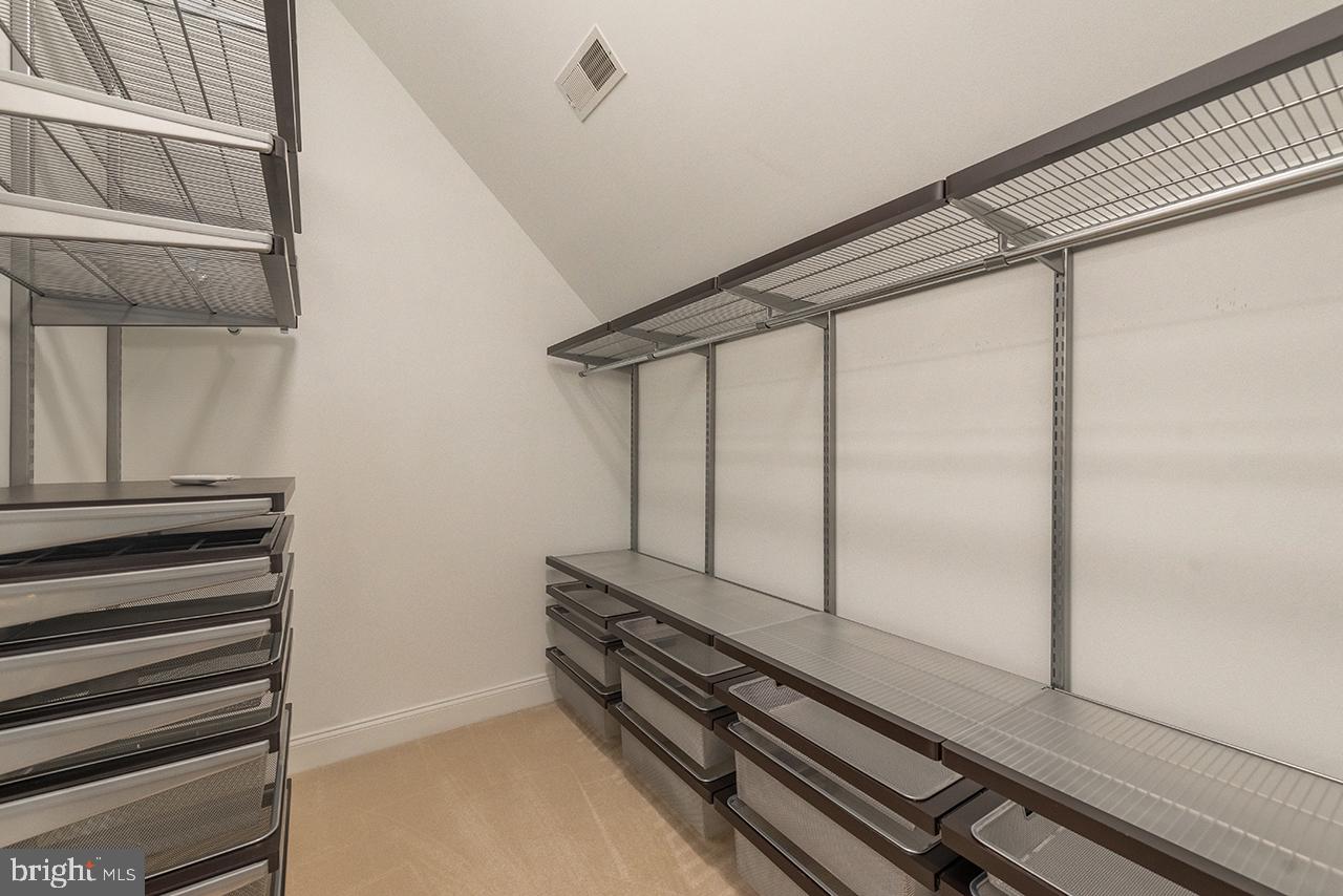 SHENSTONE - Residential