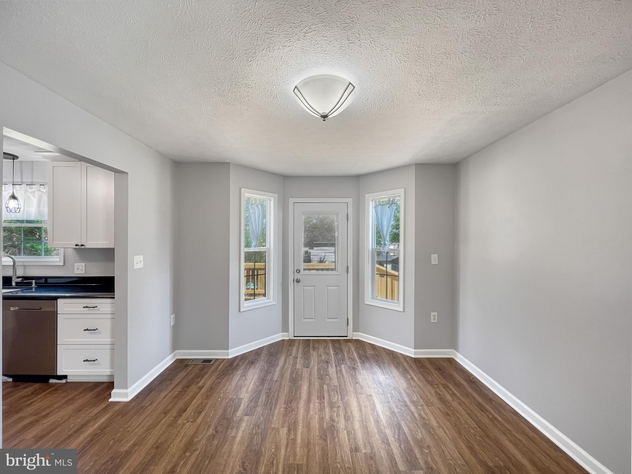BRIAR RUN - Residential