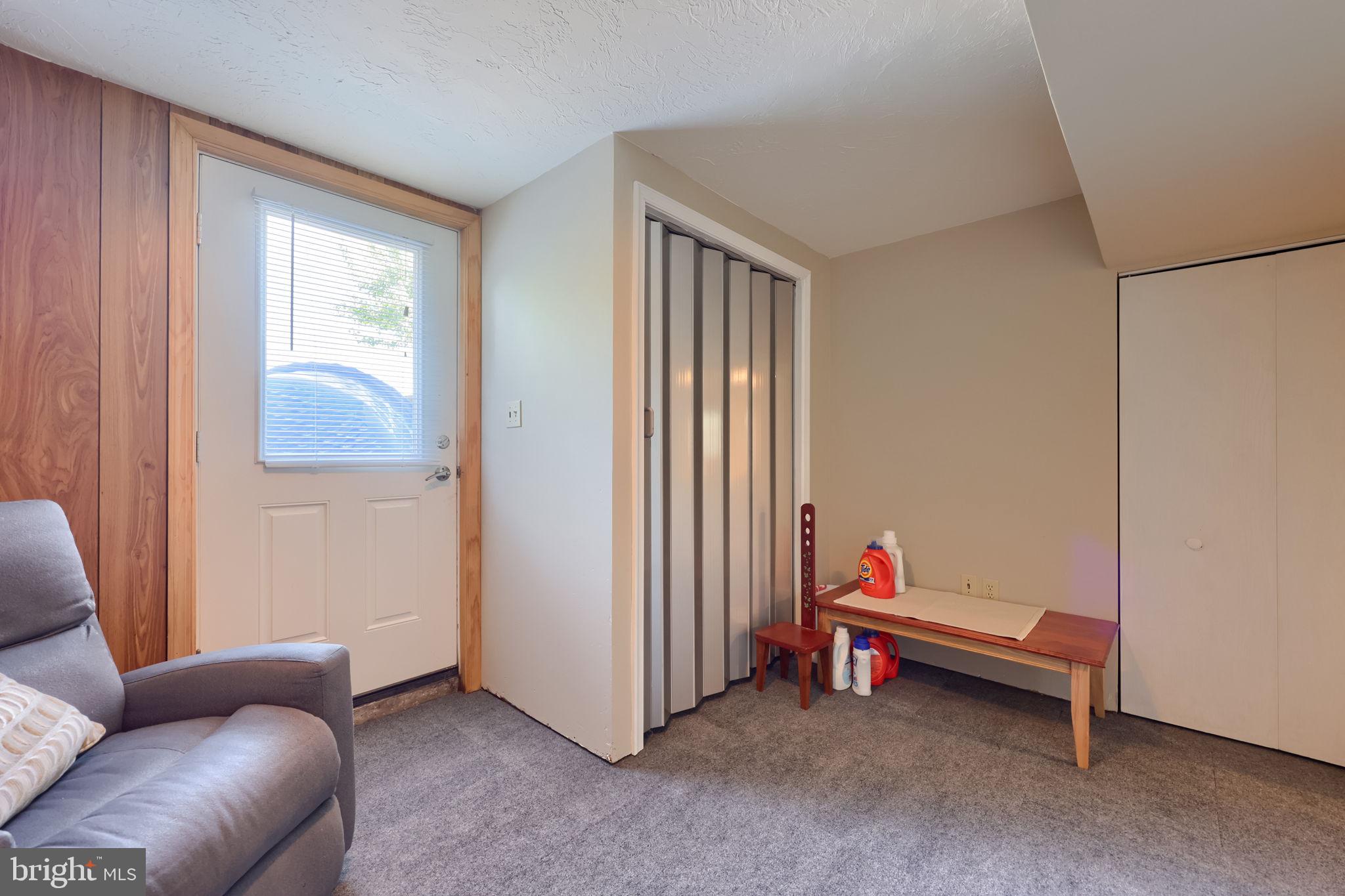 WEST EARL HEIGHTS - Residential