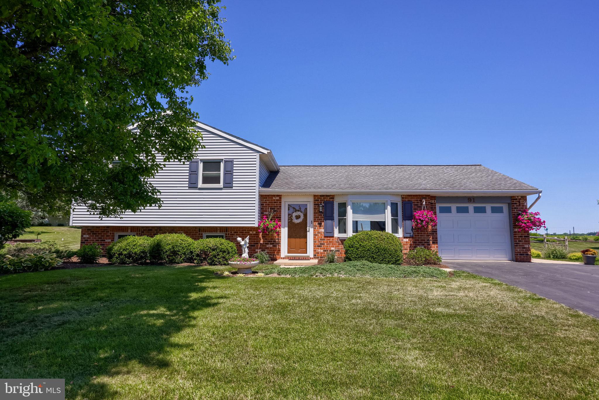 WEST EARL HEIGHTS - Residential