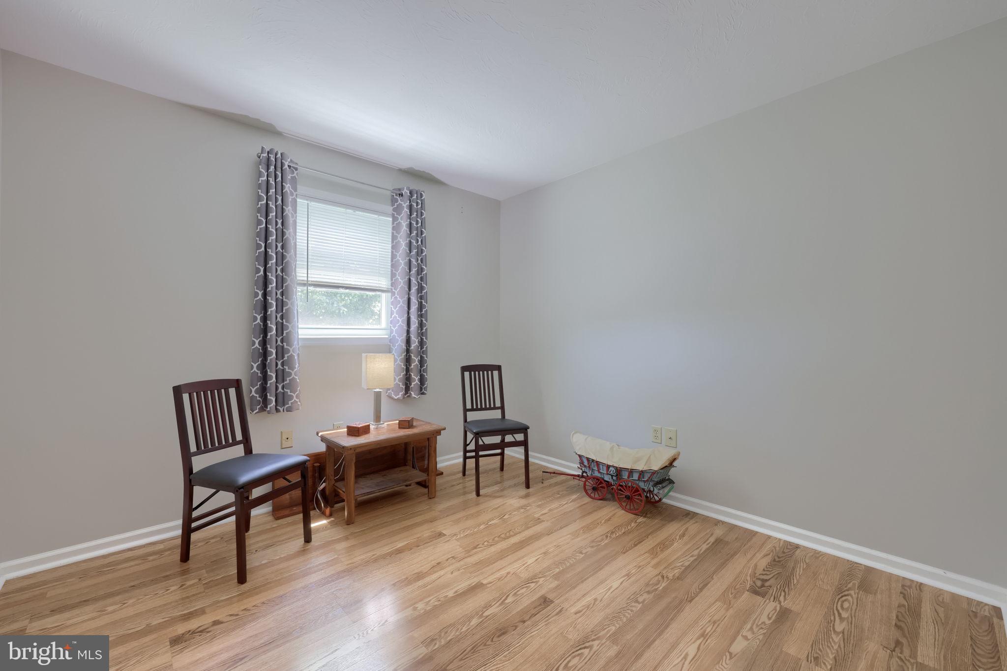 WEST EARL HEIGHTS - Residential