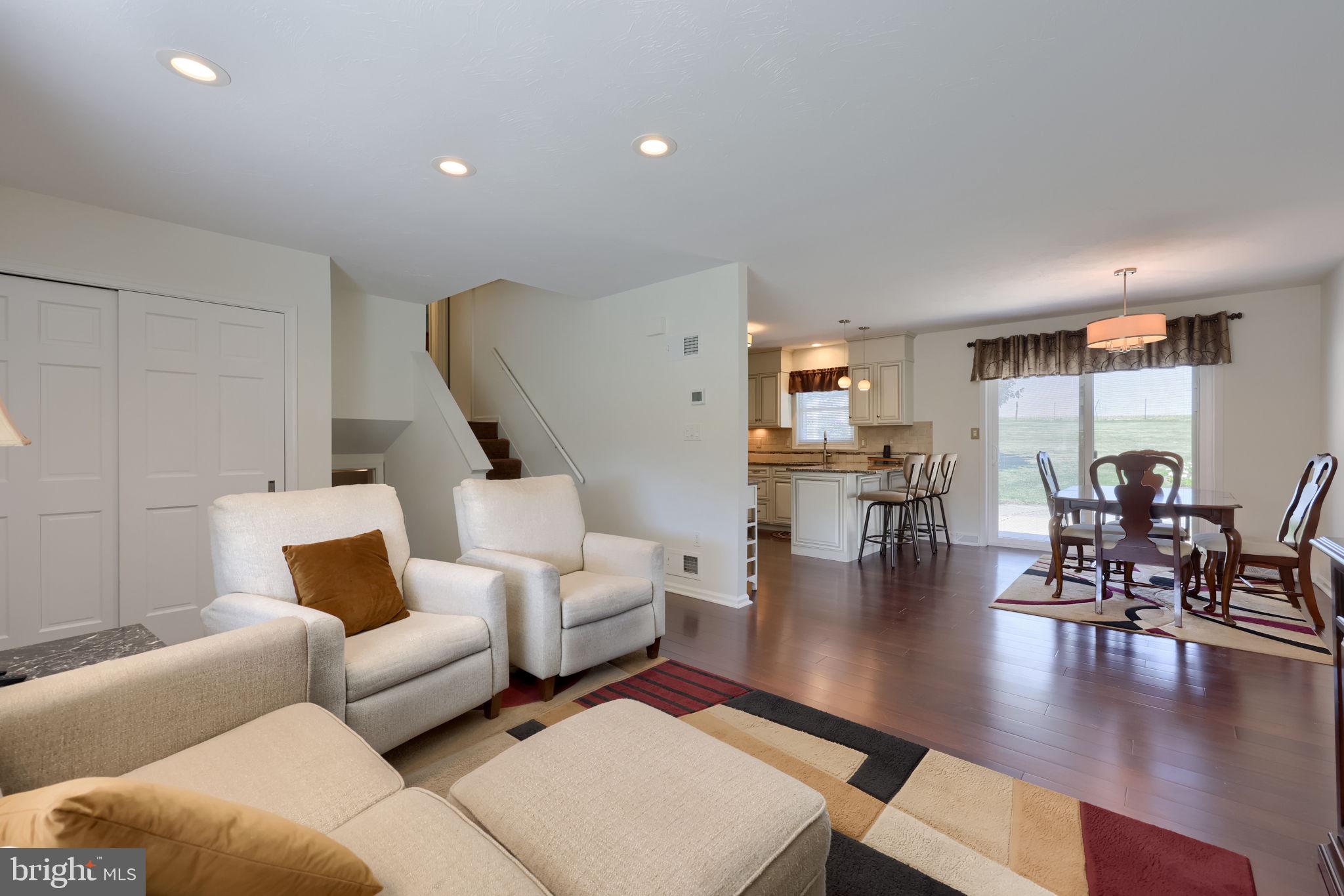 WEST EARL HEIGHTS - Residential