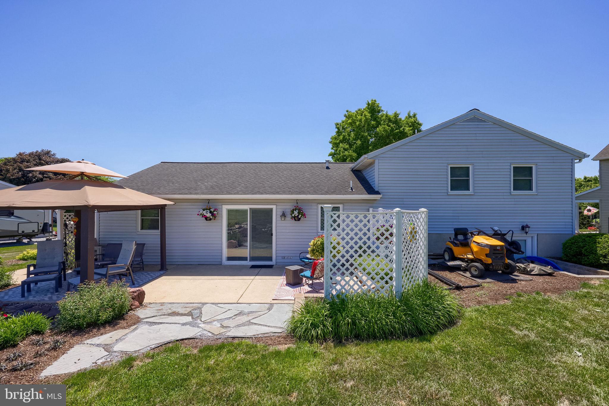 WEST EARL HEIGHTS - Residential
