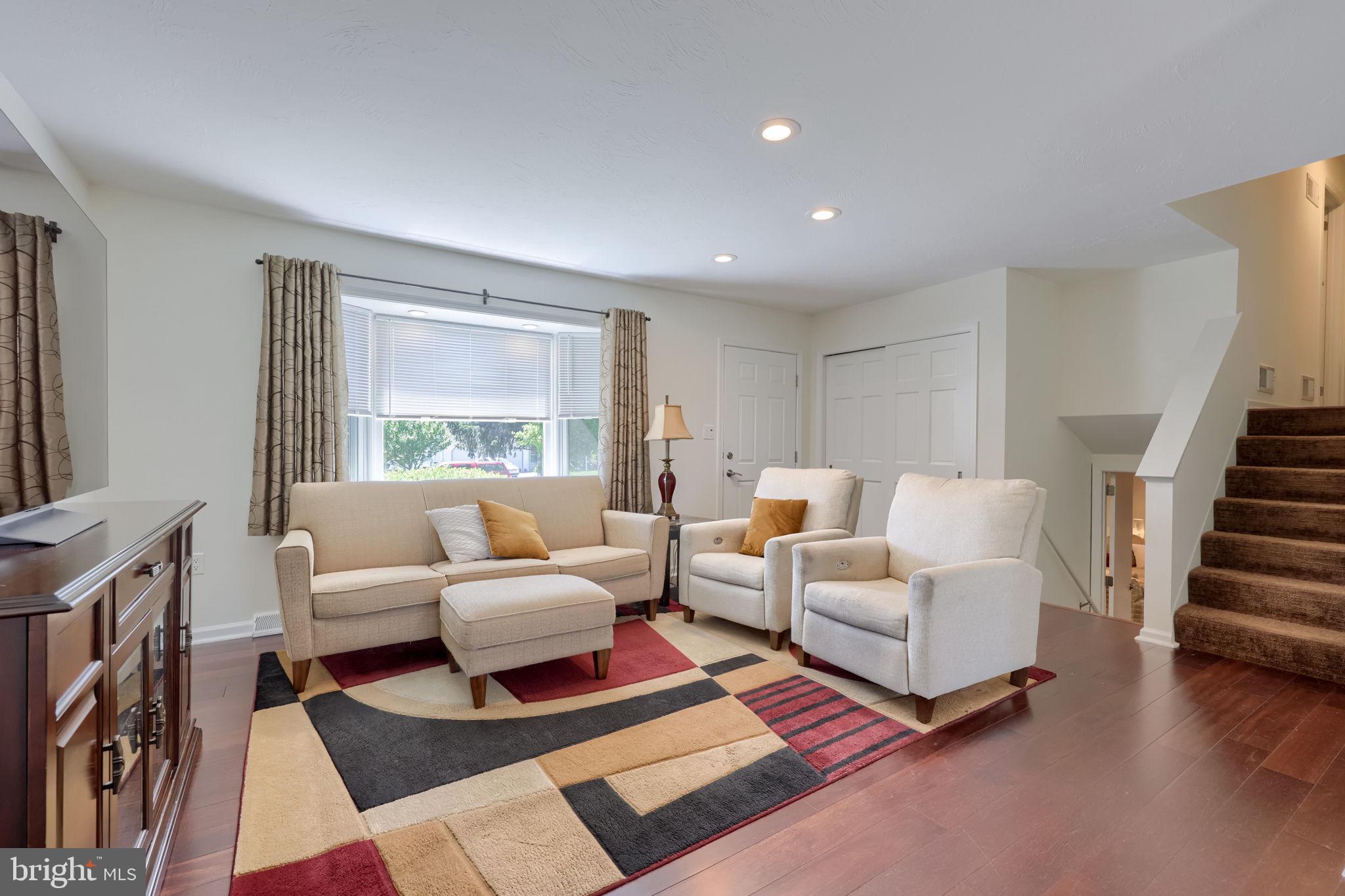 WEST EARL HEIGHTS - Residential
