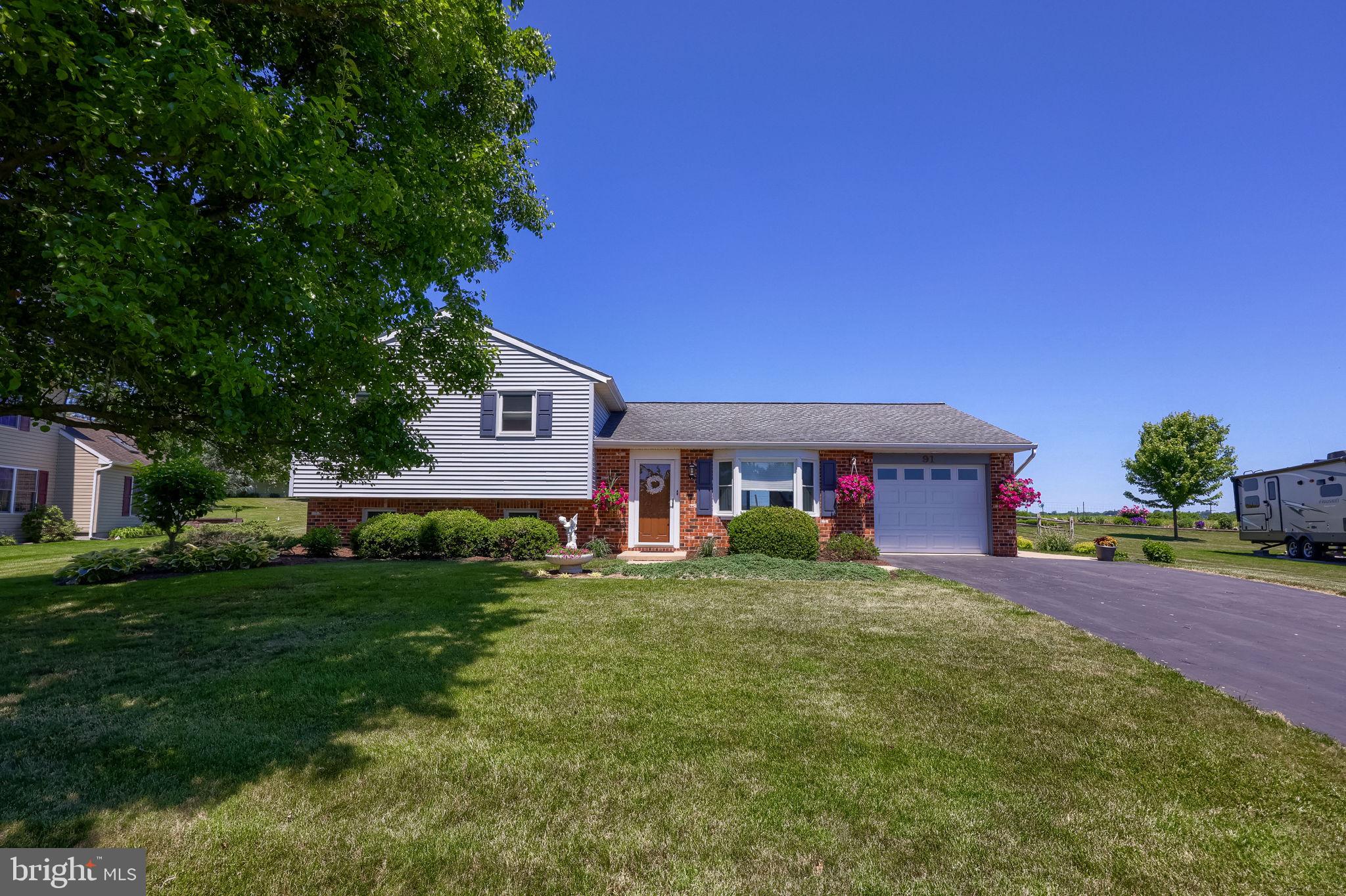 WEST EARL HEIGHTS - Residential
