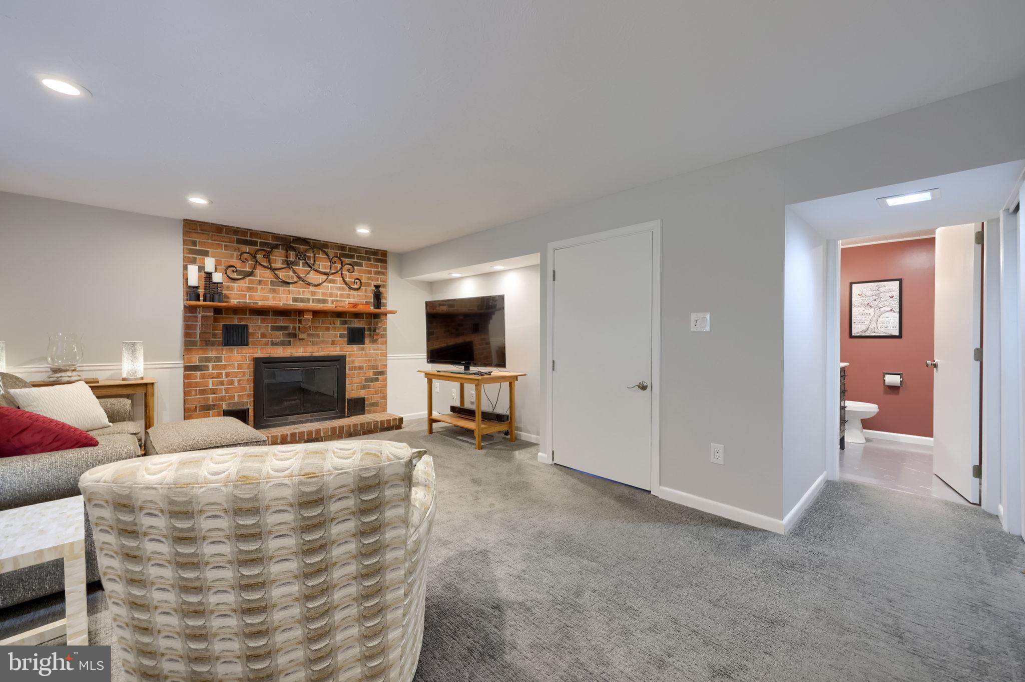 WEST EARL HEIGHTS - Residential
