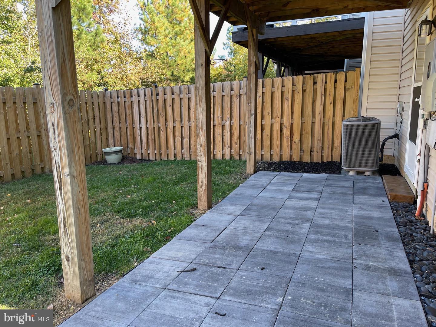 DAWKINS RIDGE - Residential Lease