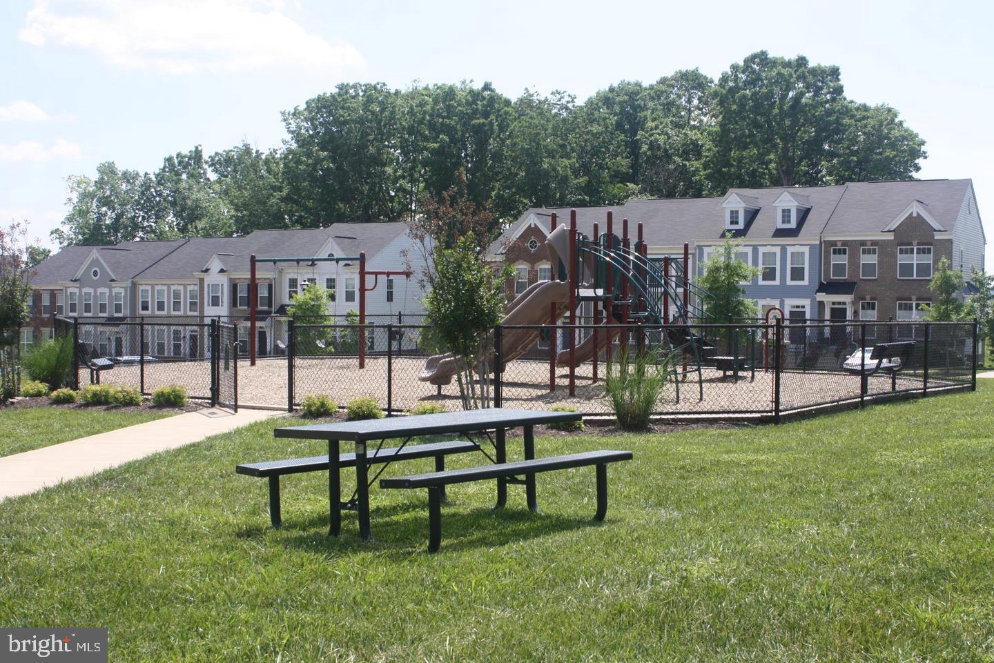 DAWKINS RIDGE - Residential Lease