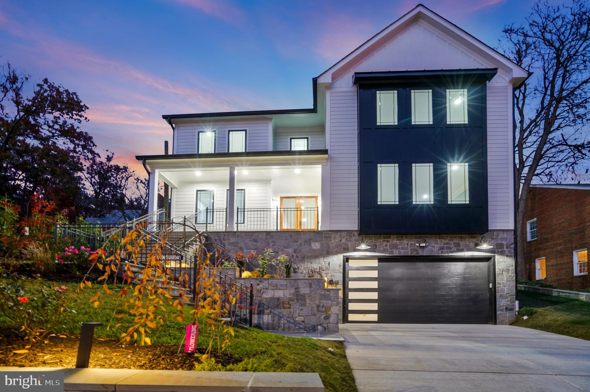 OAKCREST - Residential