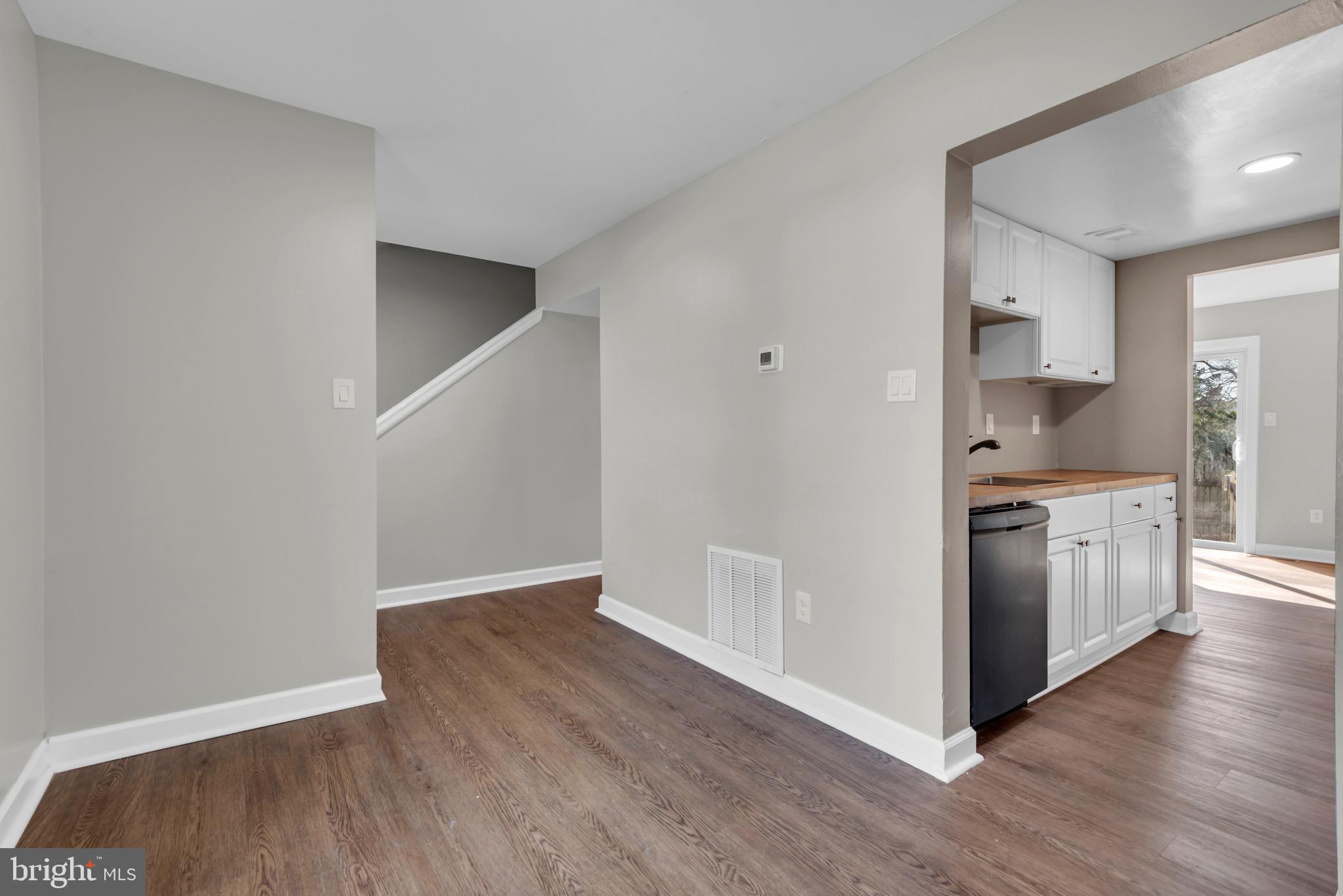 SPRING MEADOWS CONDO - Residential