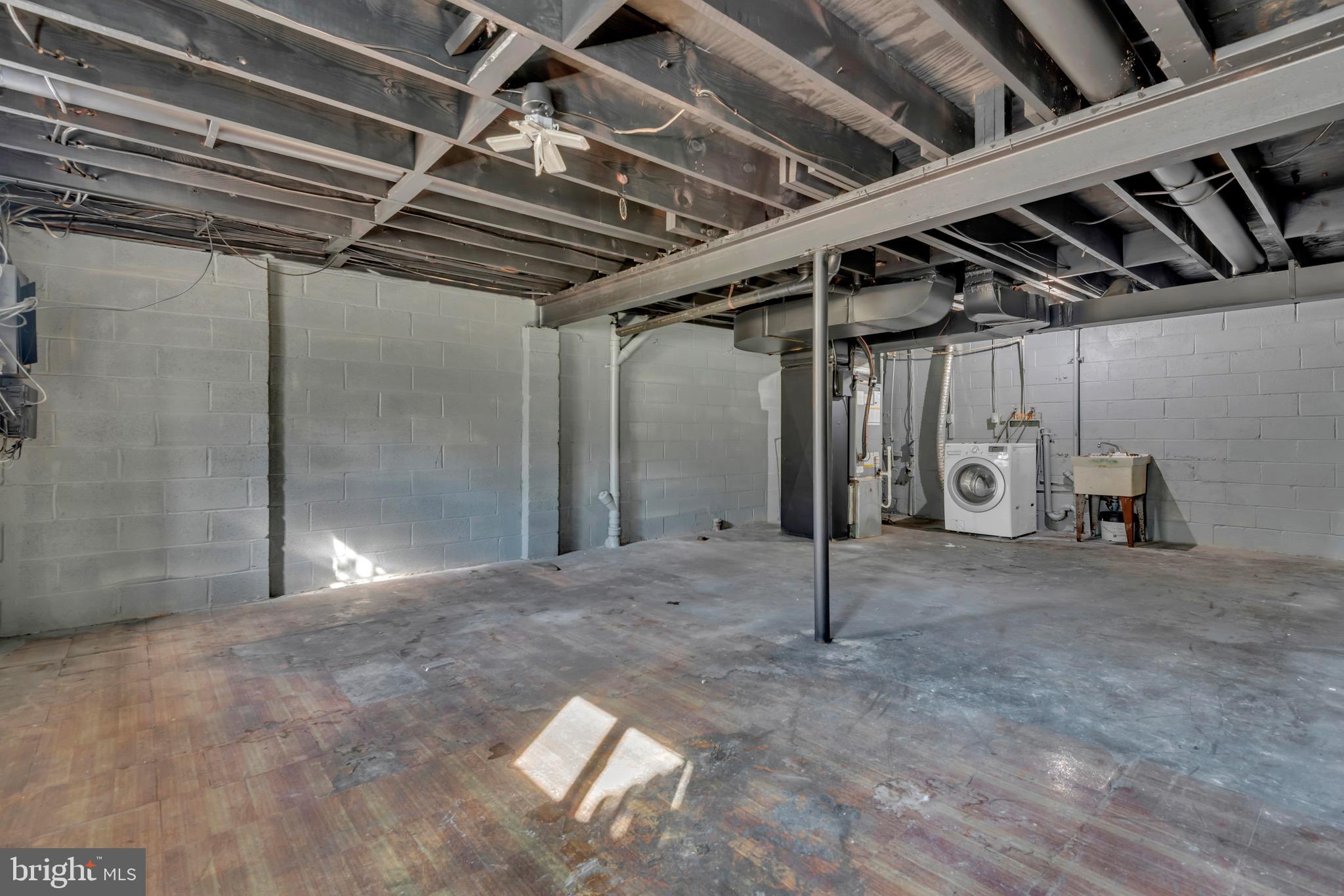SPRING MEADOWS CONDO - Residential