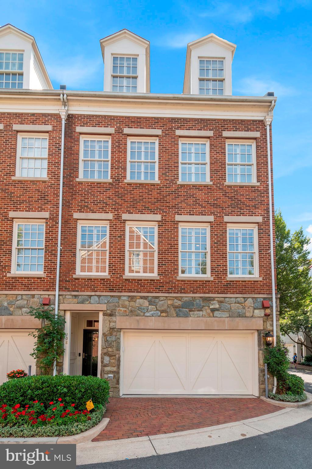 FORDS LANDING - Residential
