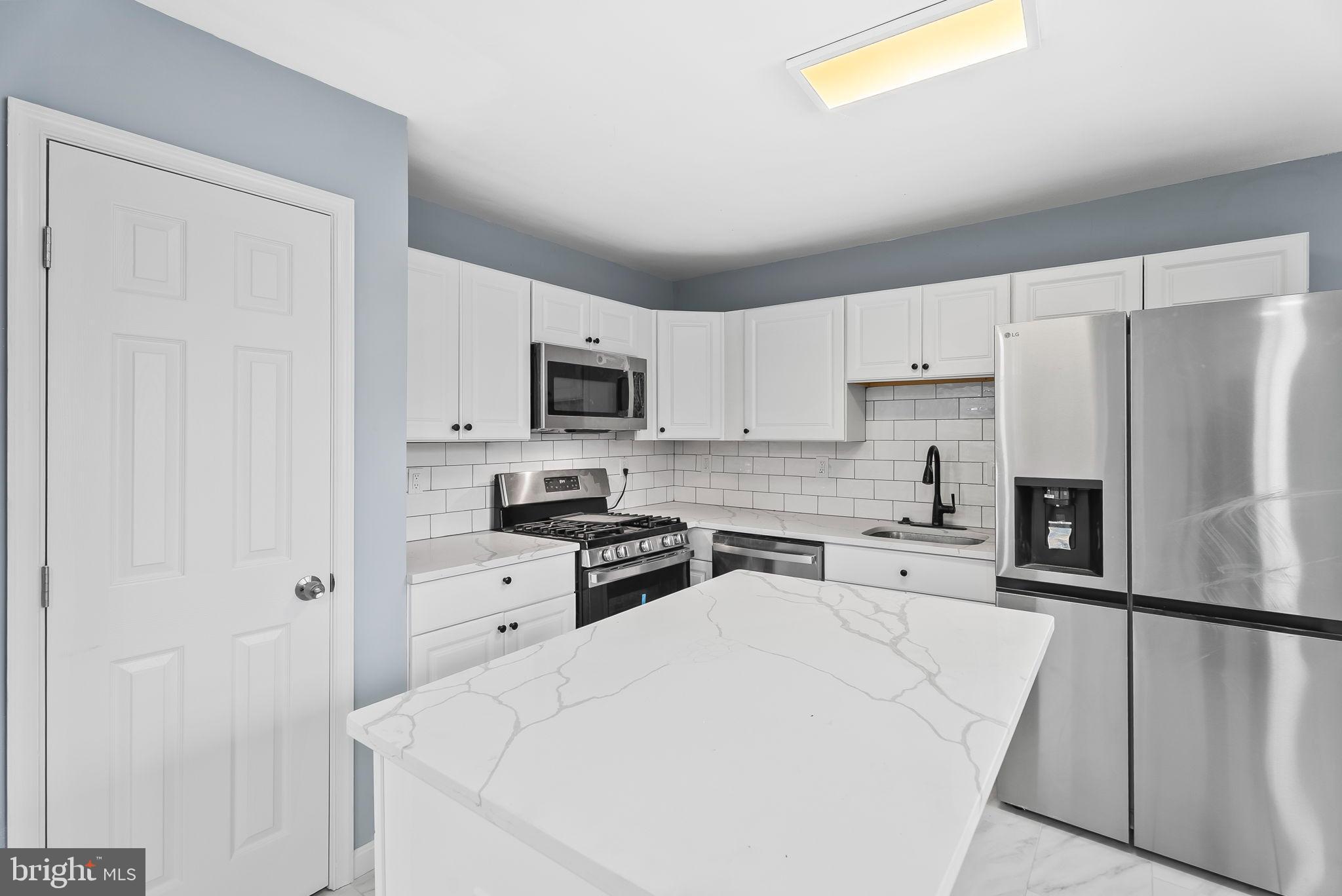 BROADVIEW - Residential