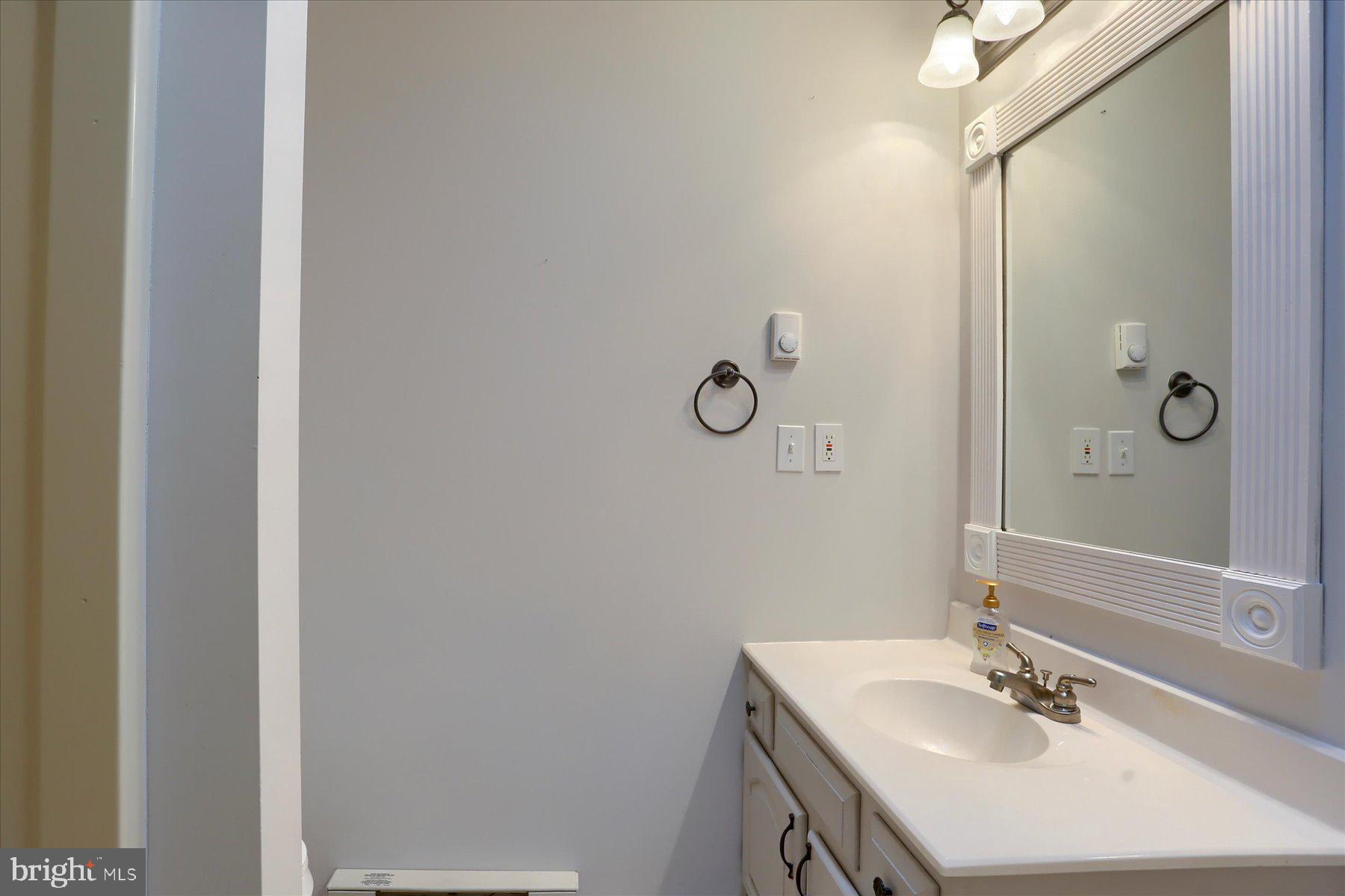 MOUNTAIN VIEW ESTATES - Residential