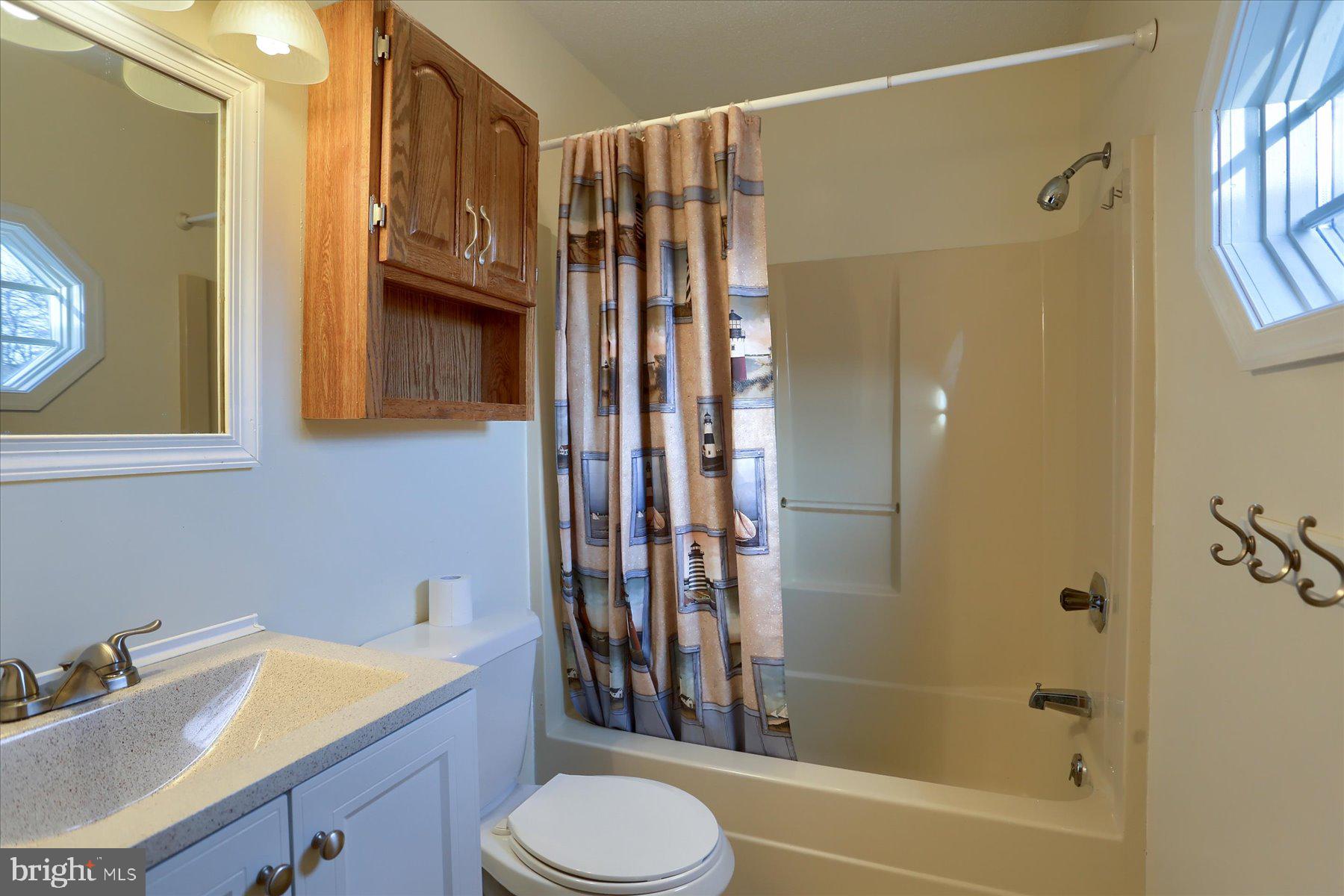 MOUNTAIN VIEW ESTATES - Residential