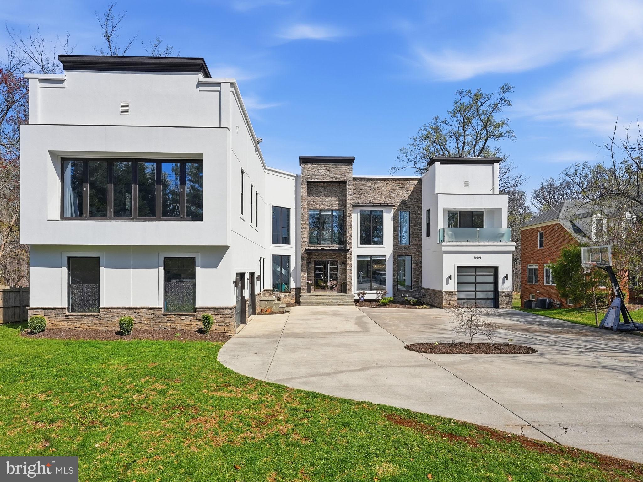 PT ROCKVILLE OUT RES 3 - Residential