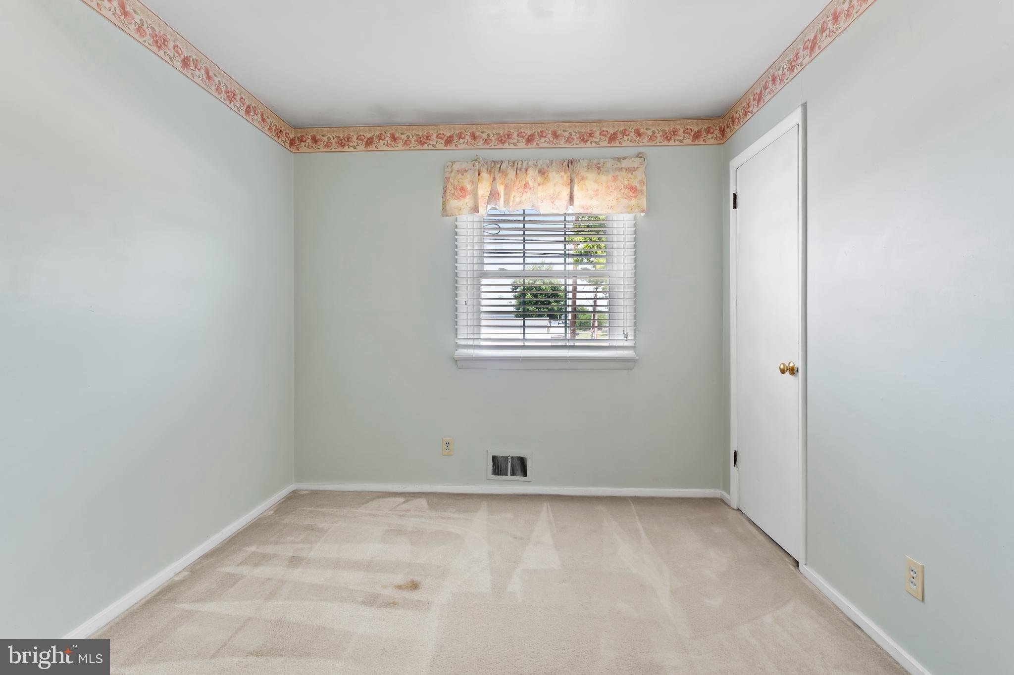 ROSSMOYNE MANOR - Residential