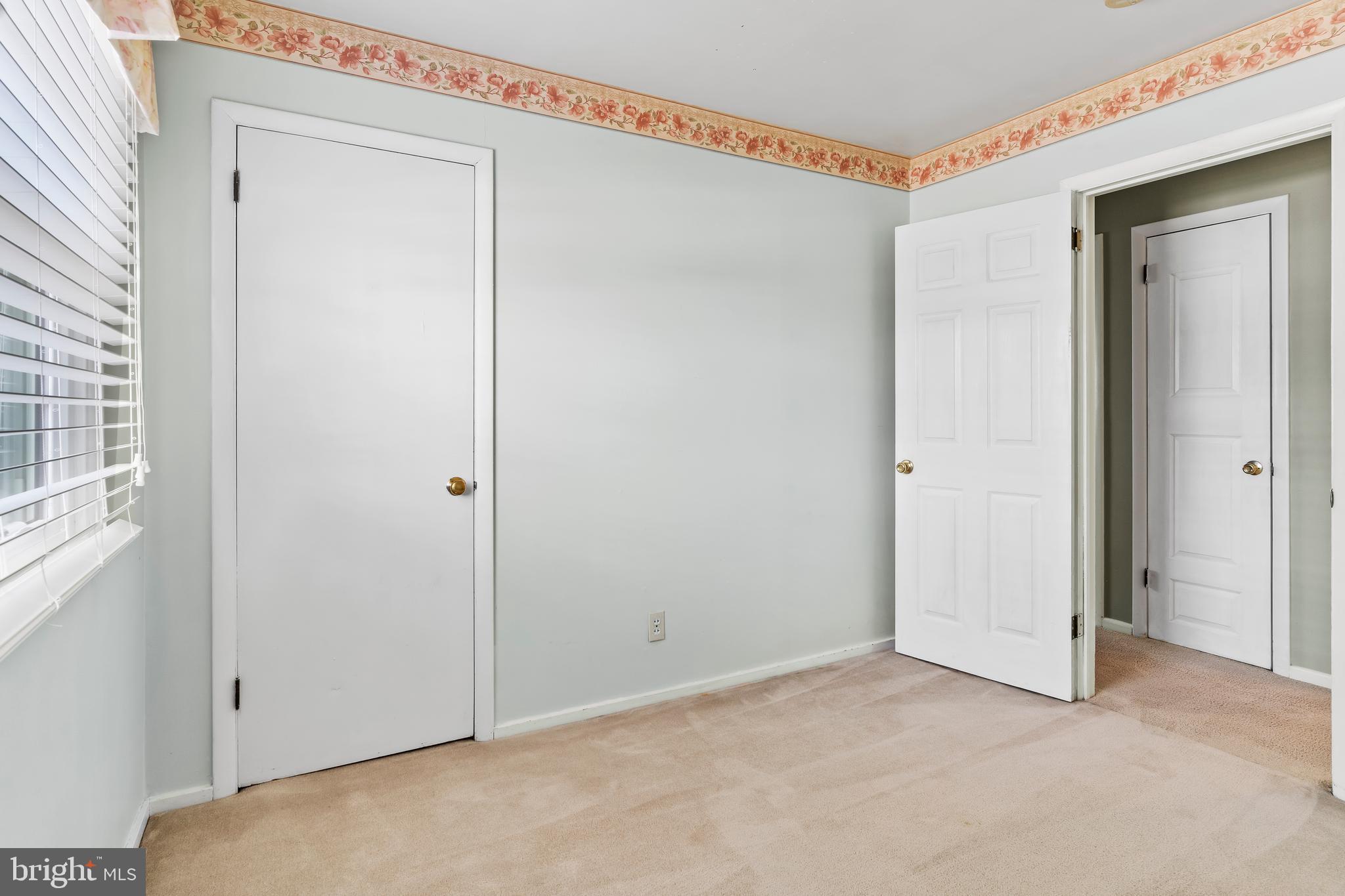 ROSSMOYNE MANOR - Residential