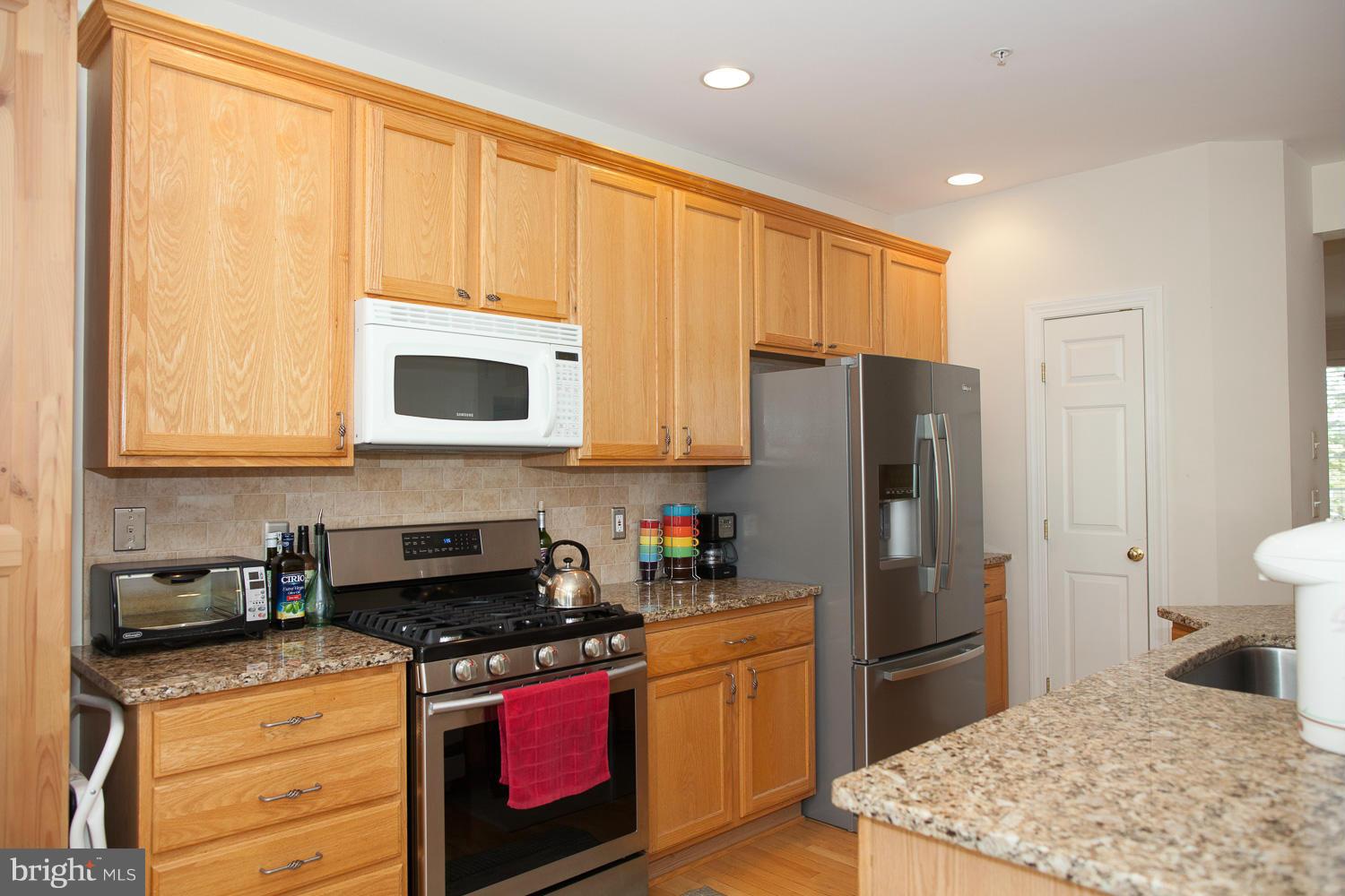 JEFFERSON PARK - Residential Lease