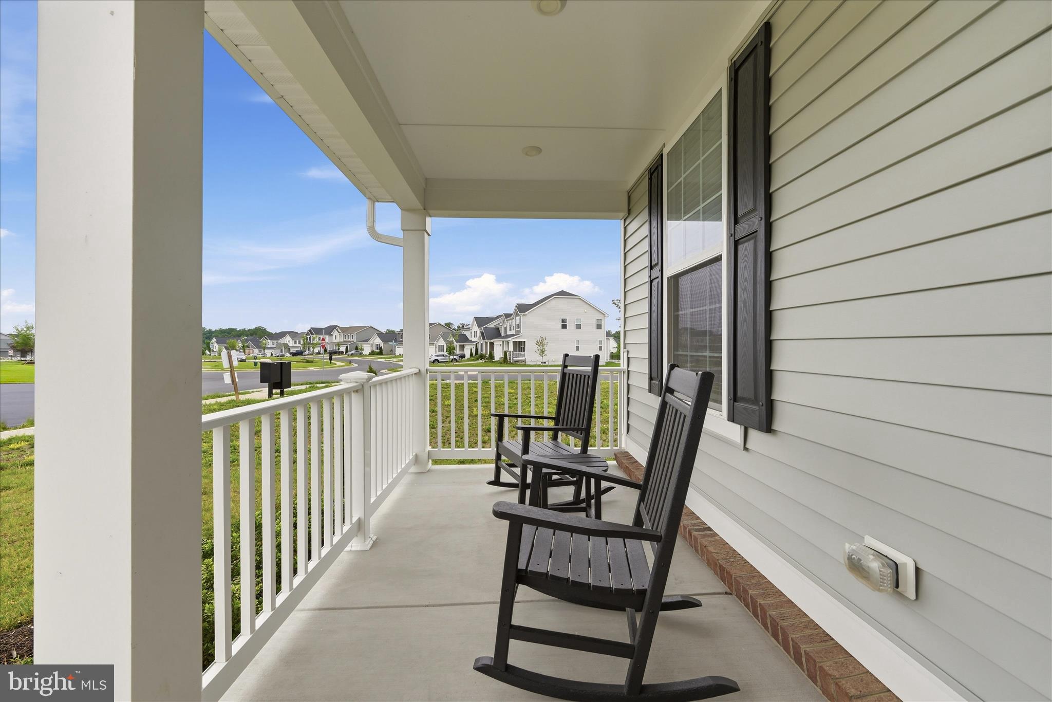 RAVEN OAKS - Residential