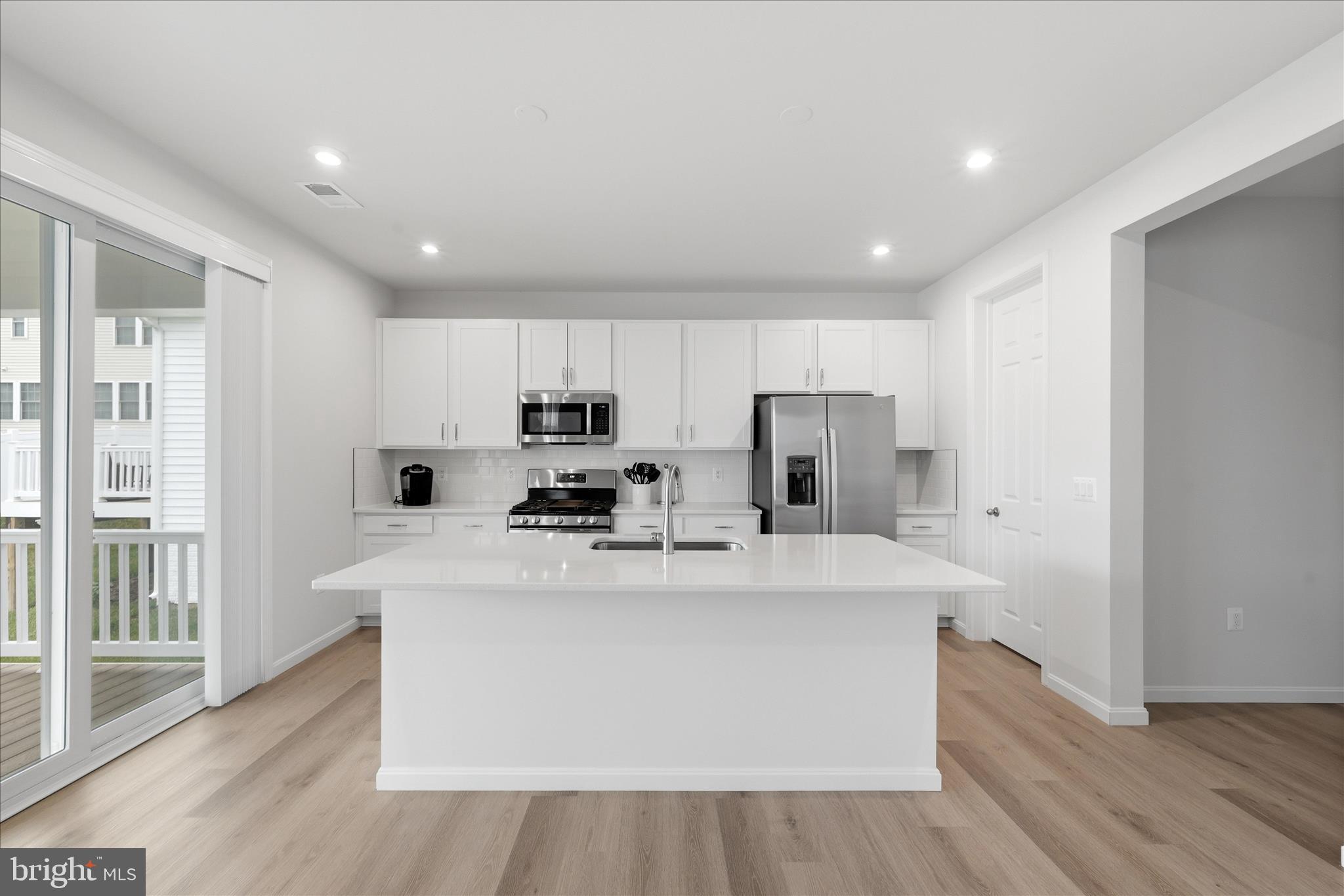 RAVEN OAKS - Residential
