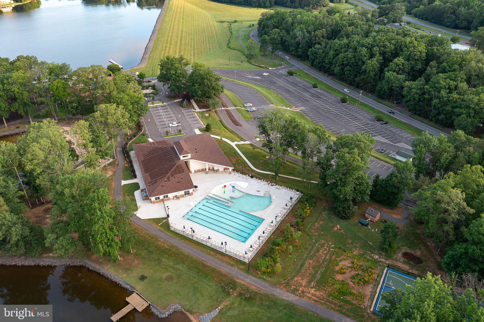 LAKE OF THE WOODS - Residential