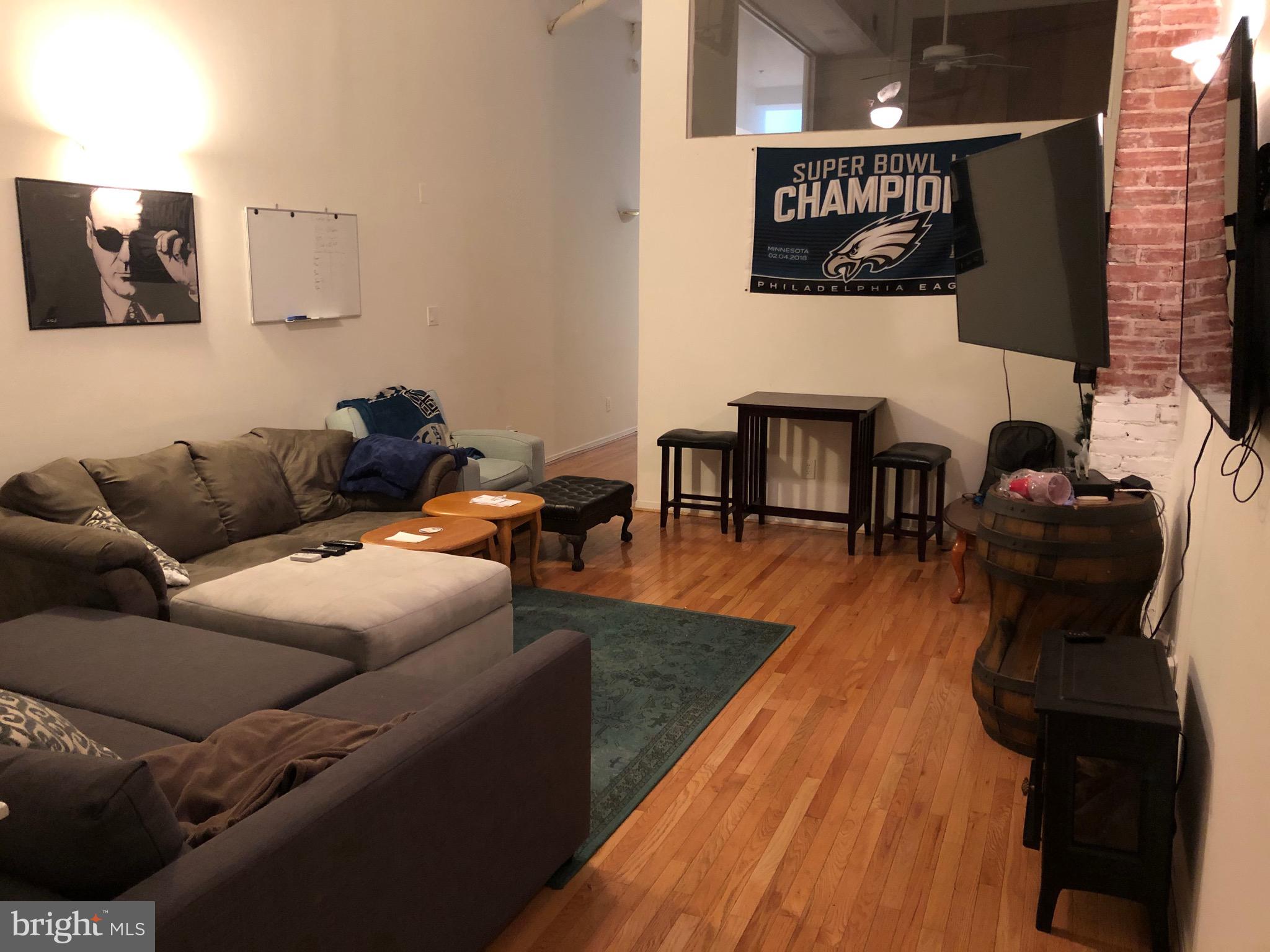 This two-bedroom, two-bath property located in Old City has direct access to the shops on Market Street, and many community amenities in Penn's Landing.

The spacious, ground-floor unit has tall ceilings, private access, and in-unit laundry. It features central air, large windows, and an open-plan kitchen with a dishwasher.

The associated apartment complex offers a gym, additional washer/dryers, and bicycle storage.

Parking is available on-site in a private lot for an additional fee.
Located short walk to the Market-Frankford Line, and many SEPTA bus routes.