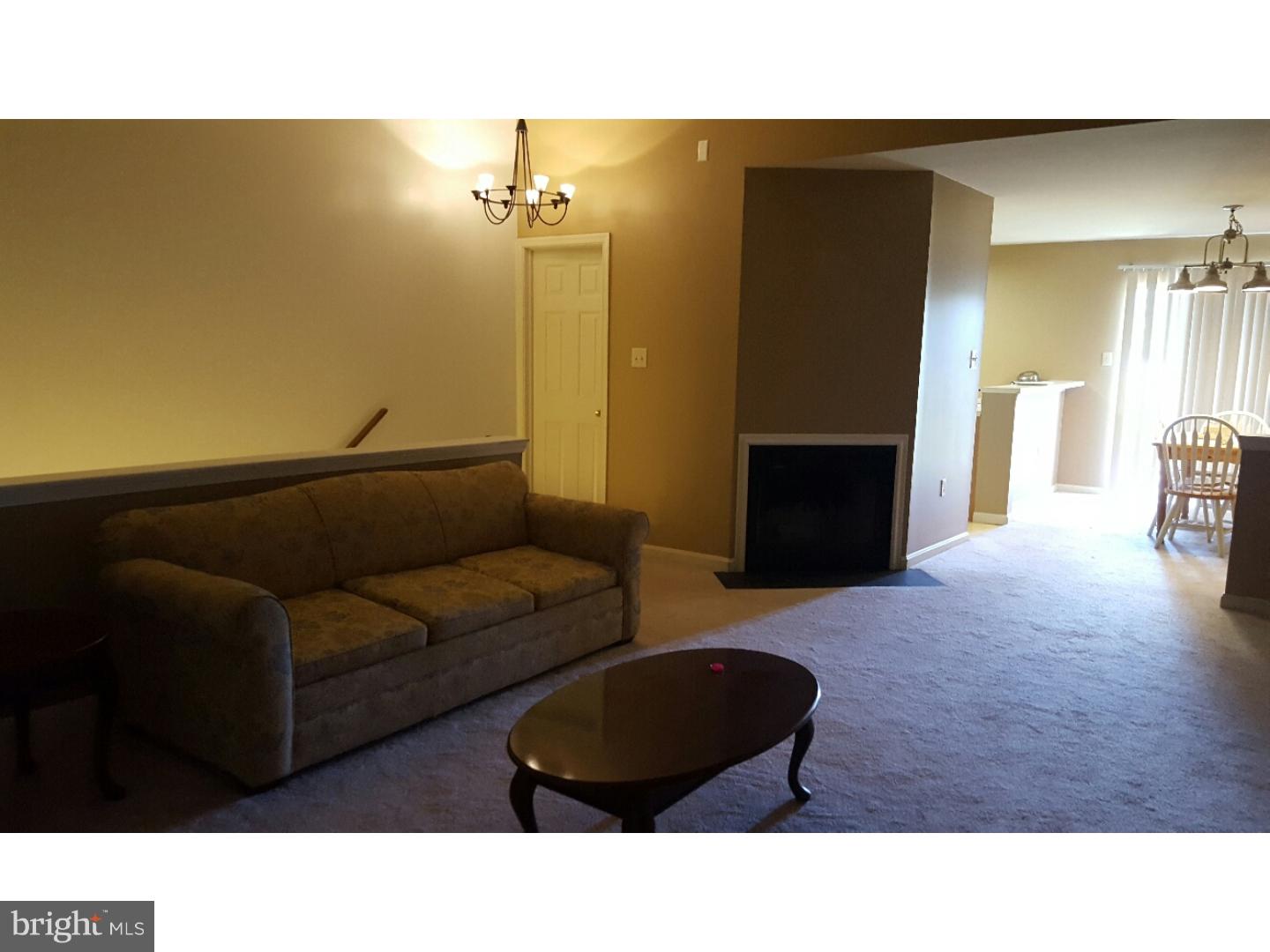SEVEN OAKS - Residential