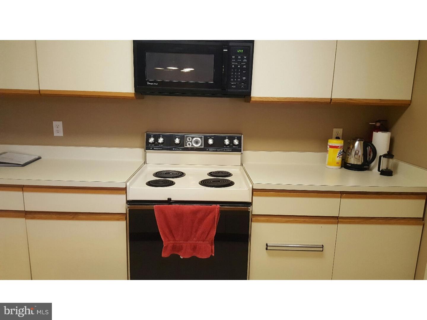 SEVEN OAKS - Residential