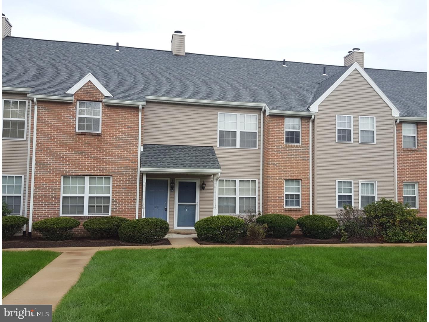 SEVEN OAKS - Residential