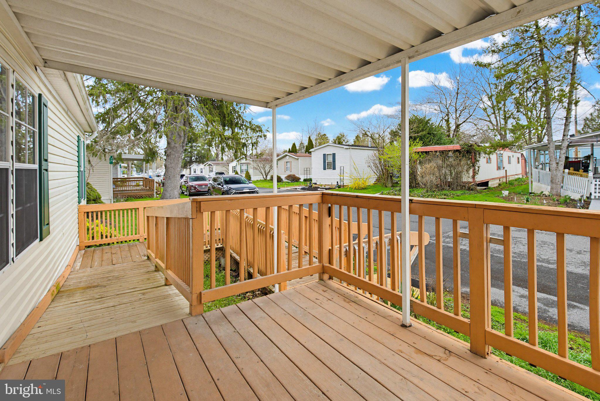 NORTH RIDGE ACRES - Residential