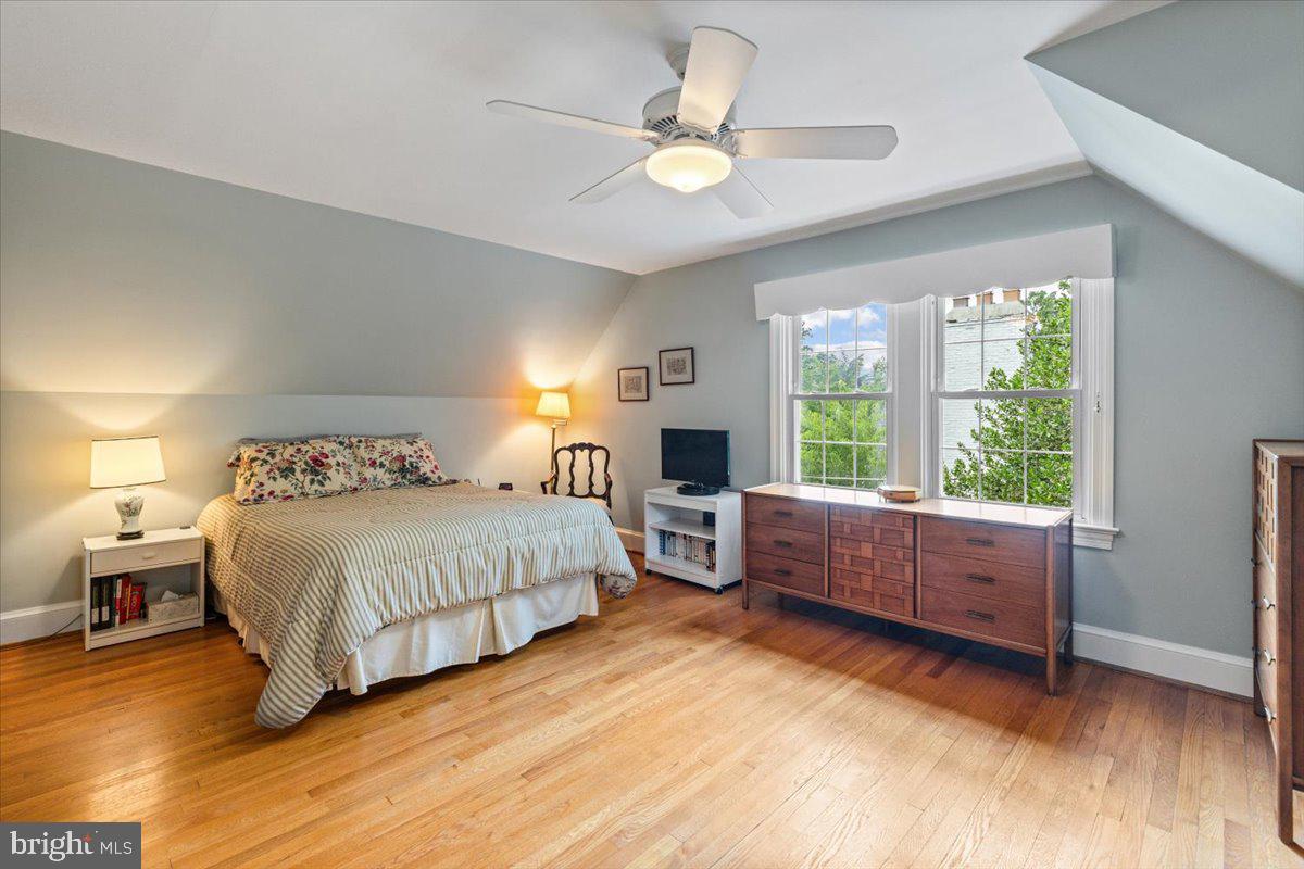 BROADMONT - Residential