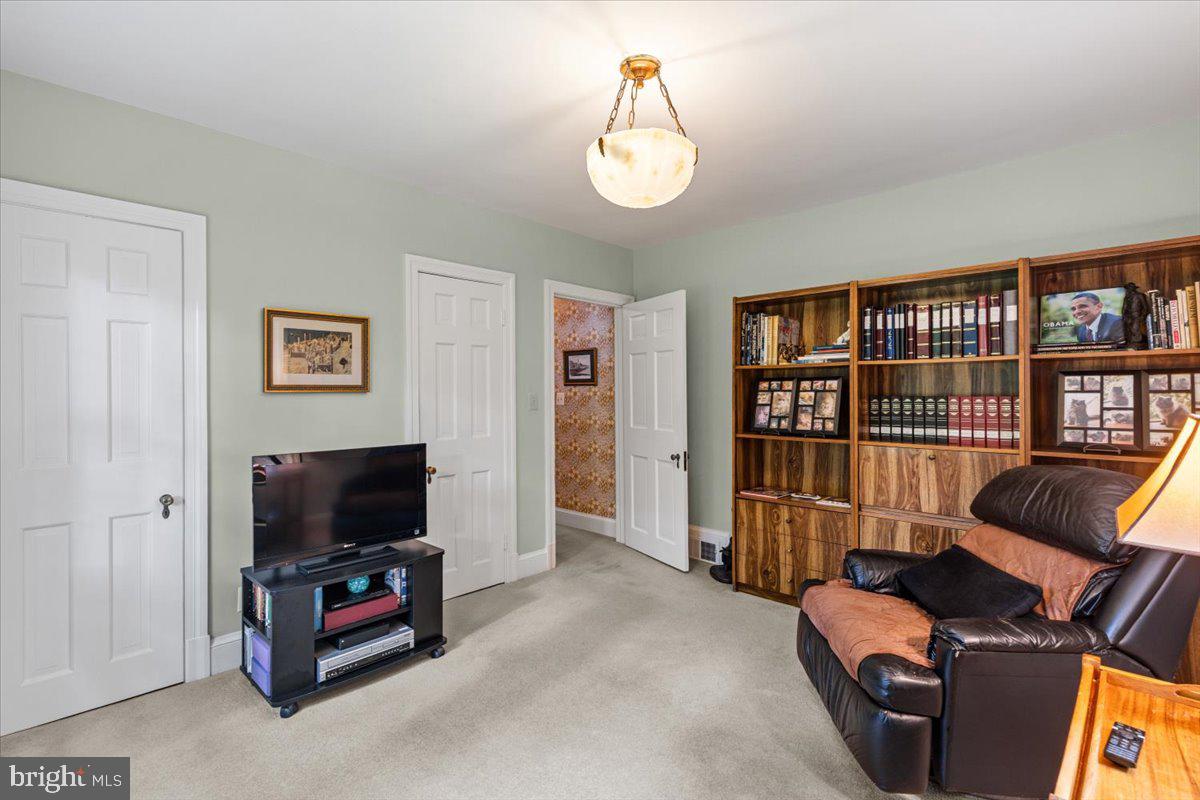 BROADMONT - Residential