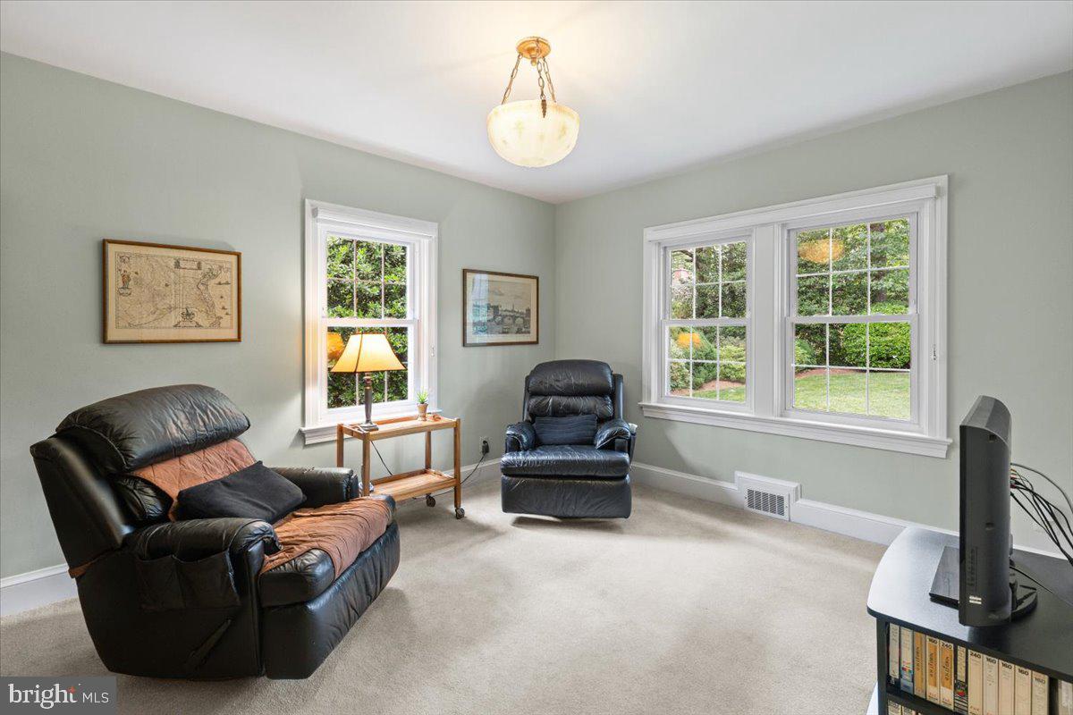 BROADMONT - Residential