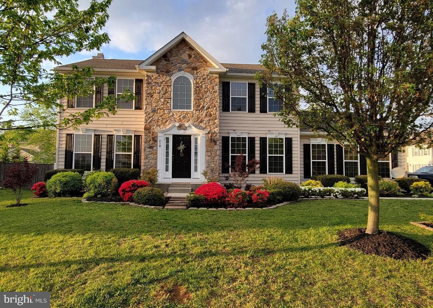 COVENTRY FARMS - Residential