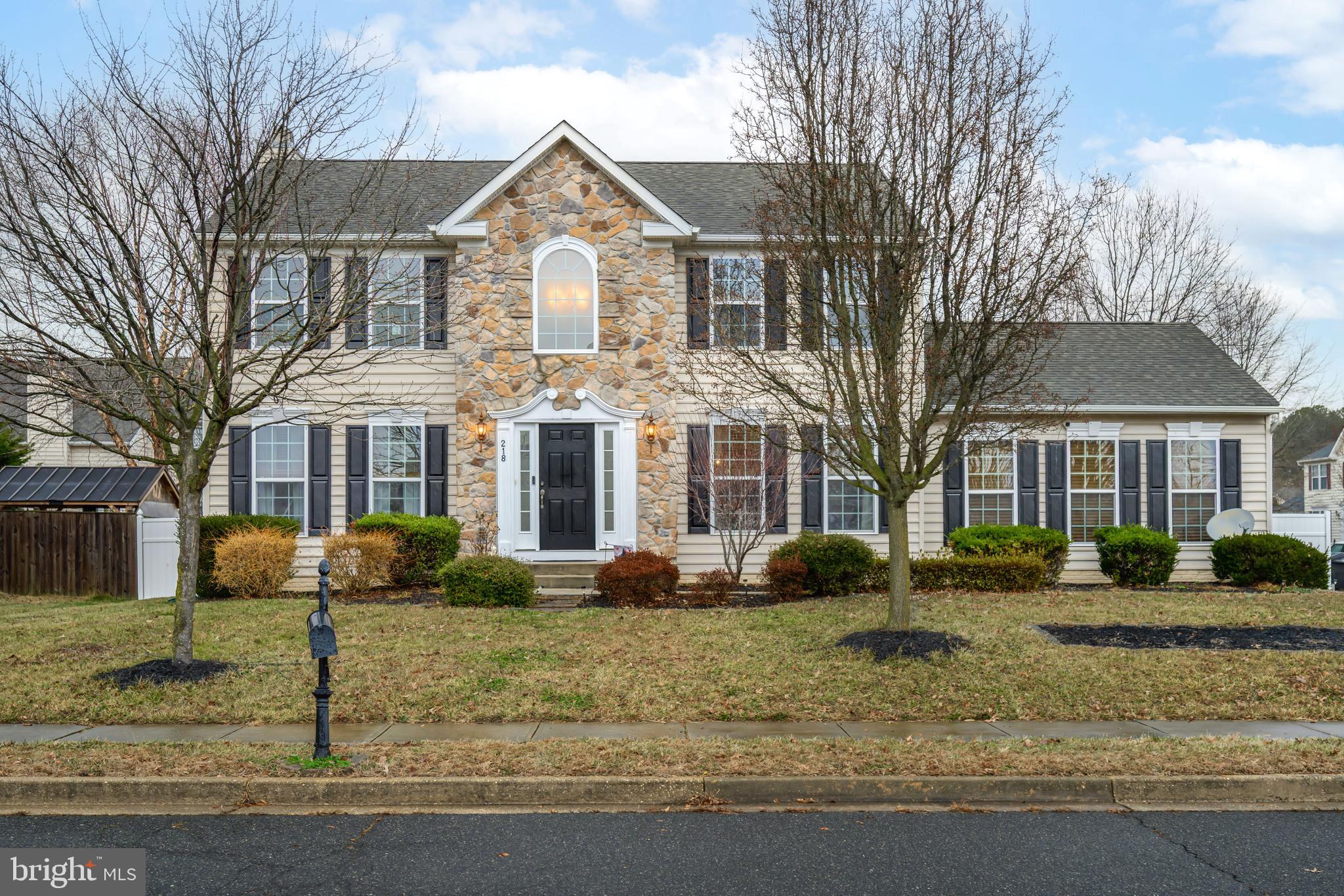 COVENTRY FARMS - Residential