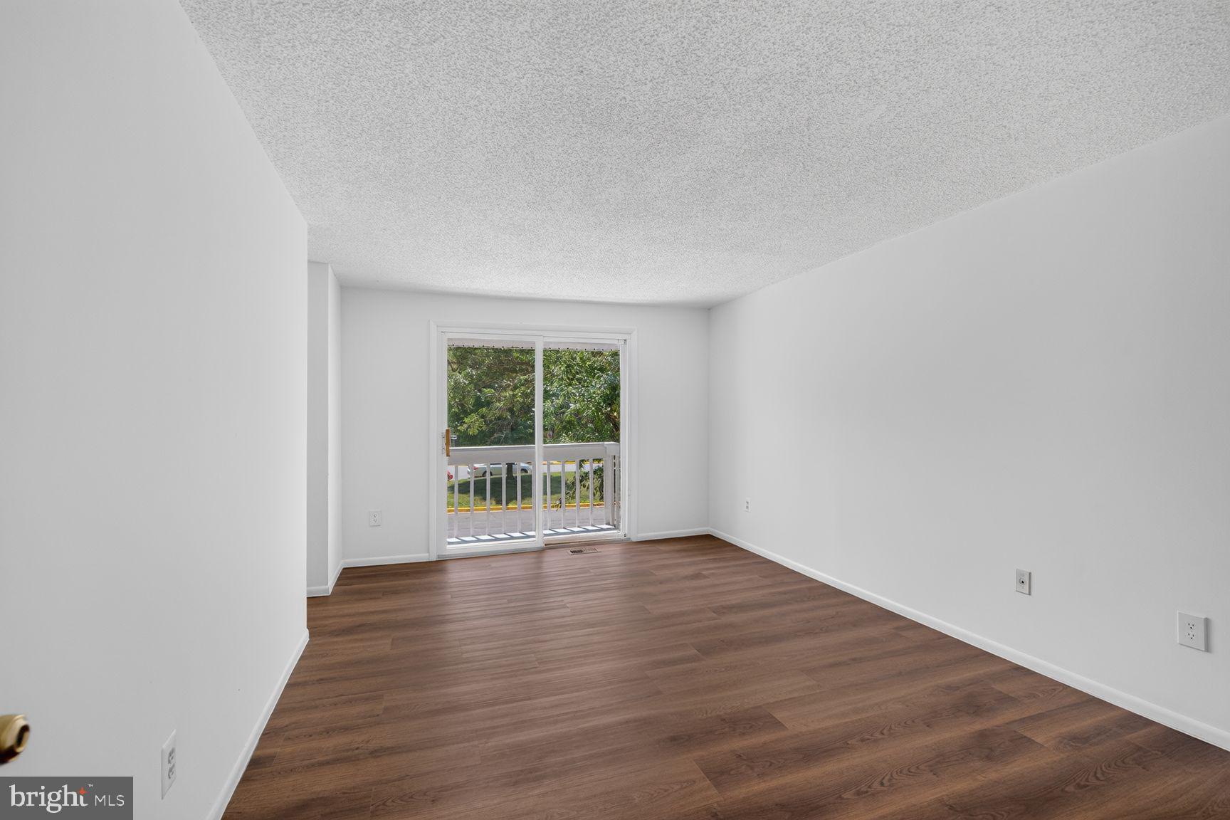 SUGARLAND RUN - Residential