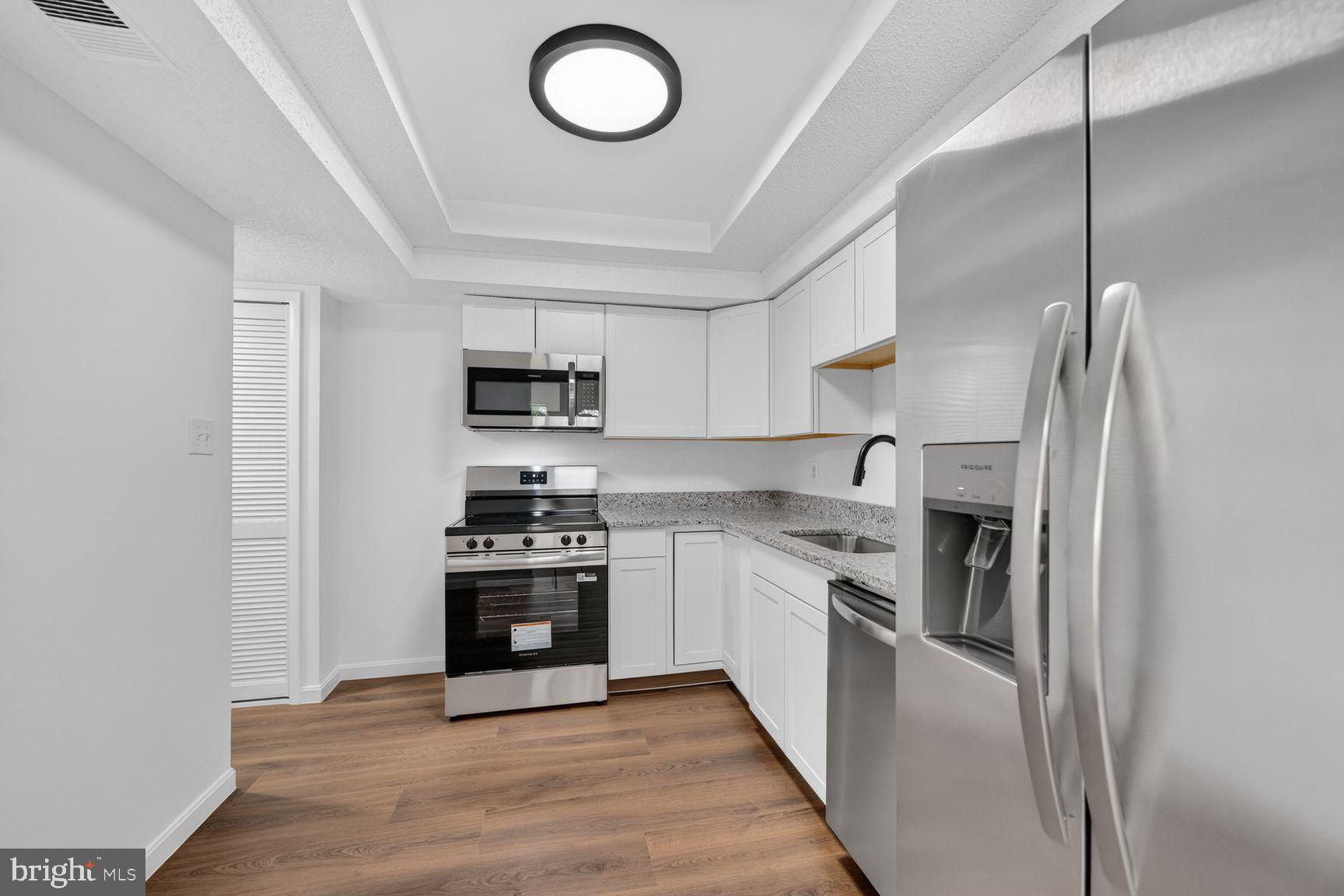 SUGARLAND RUN - Residential