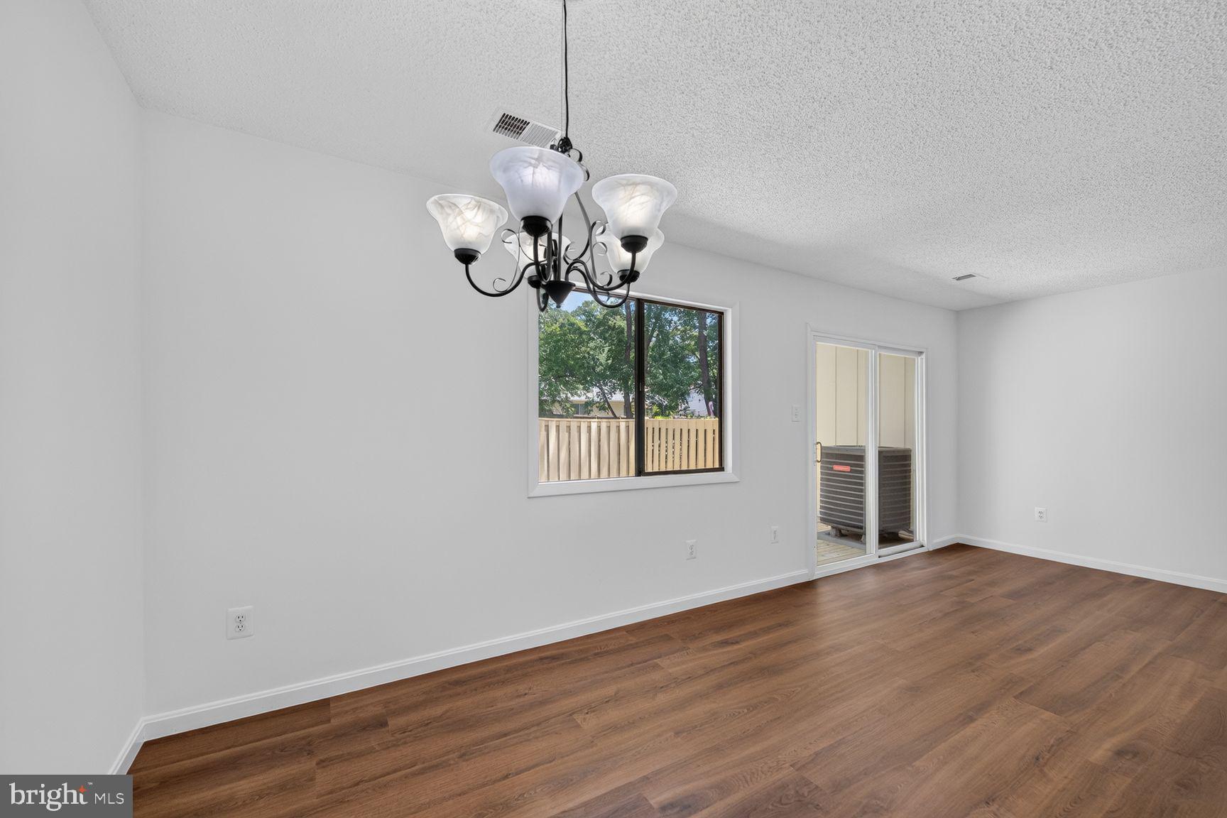 SUGARLAND RUN - Residential