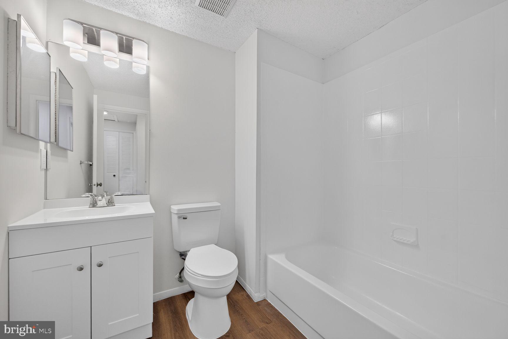 SUGARLAND RUN - Residential