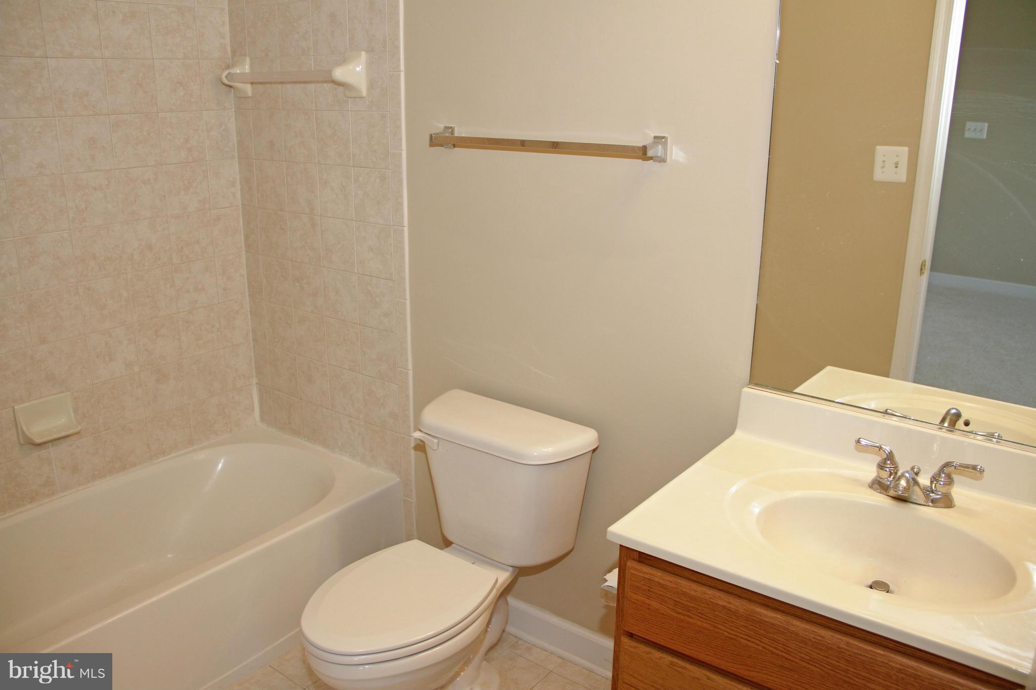 CLOISTERS OF FAIRFAX - Residential Lease
