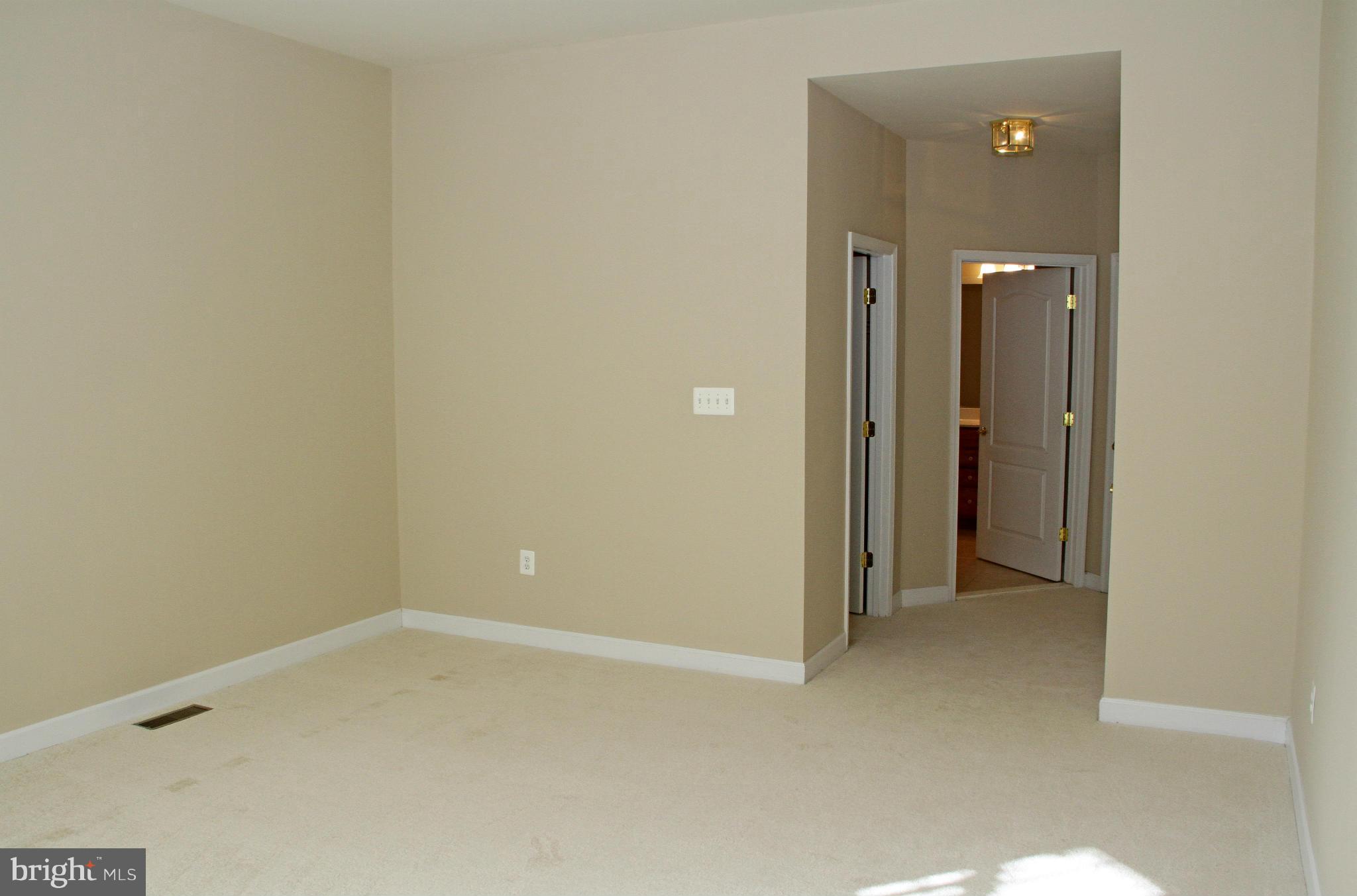 CLOISTERS OF FAIRFAX - Residential Lease