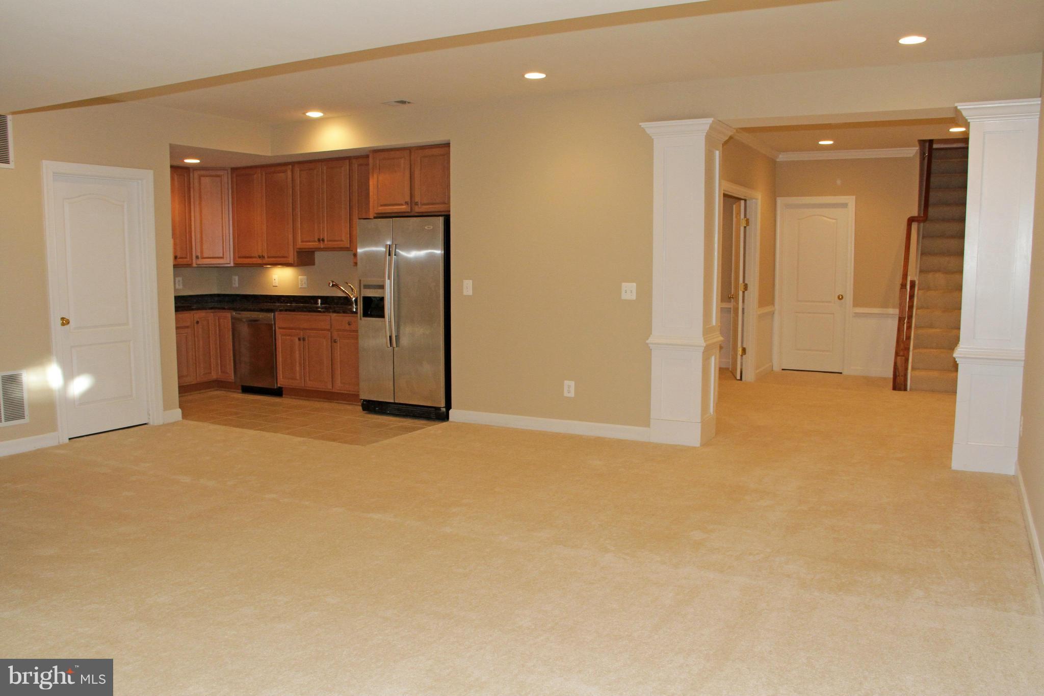 CLOISTERS OF FAIRFAX - Residential Lease