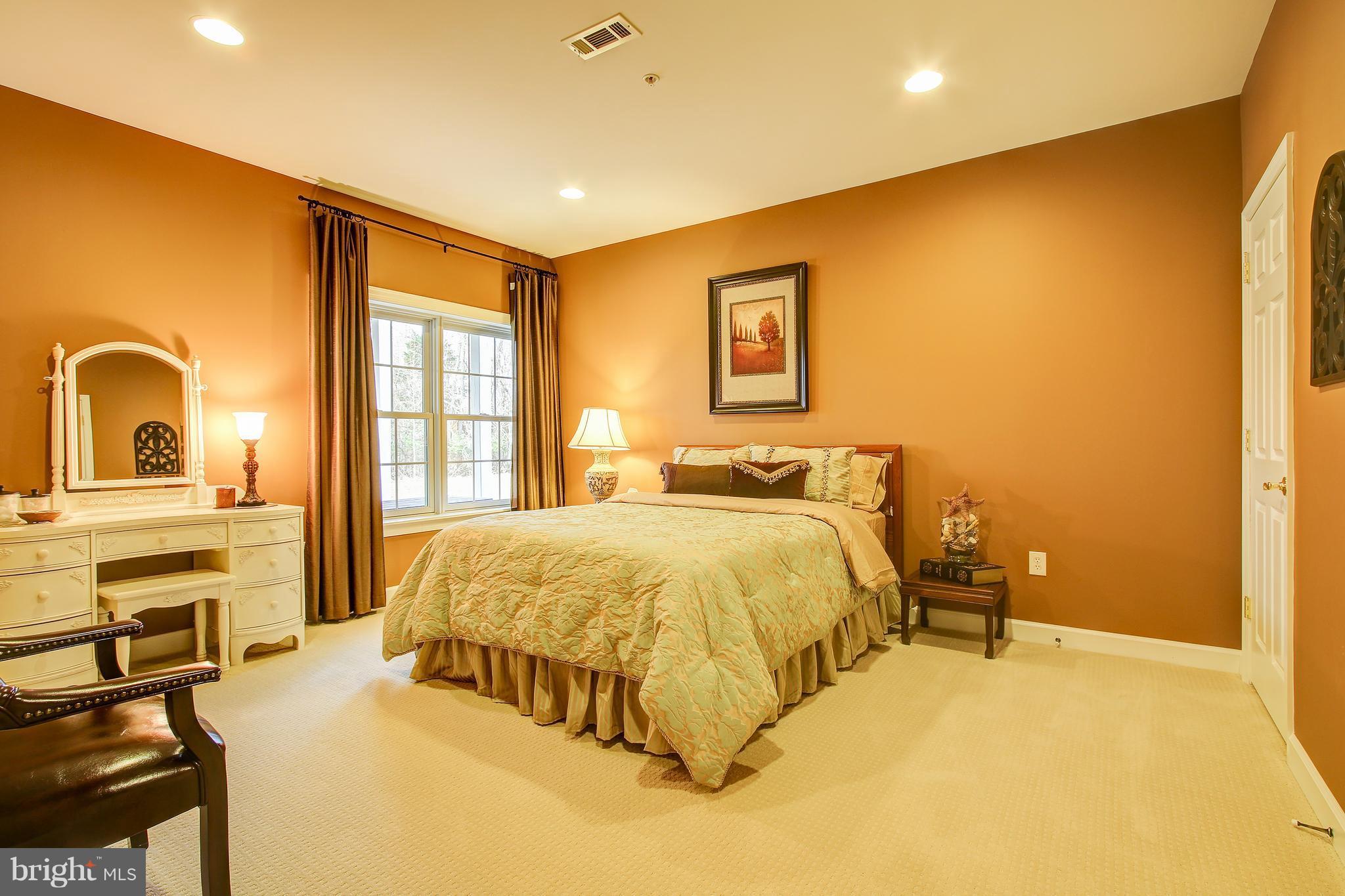 GREENWAY VILLAGE - Residential