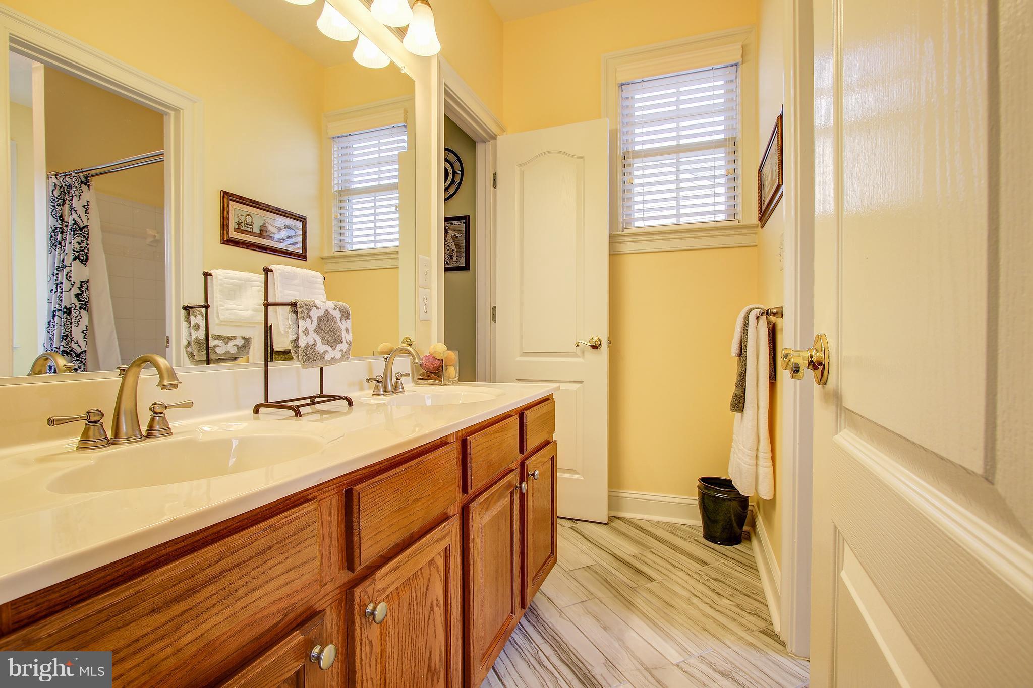 GREENWAY VILLAGE - Residential