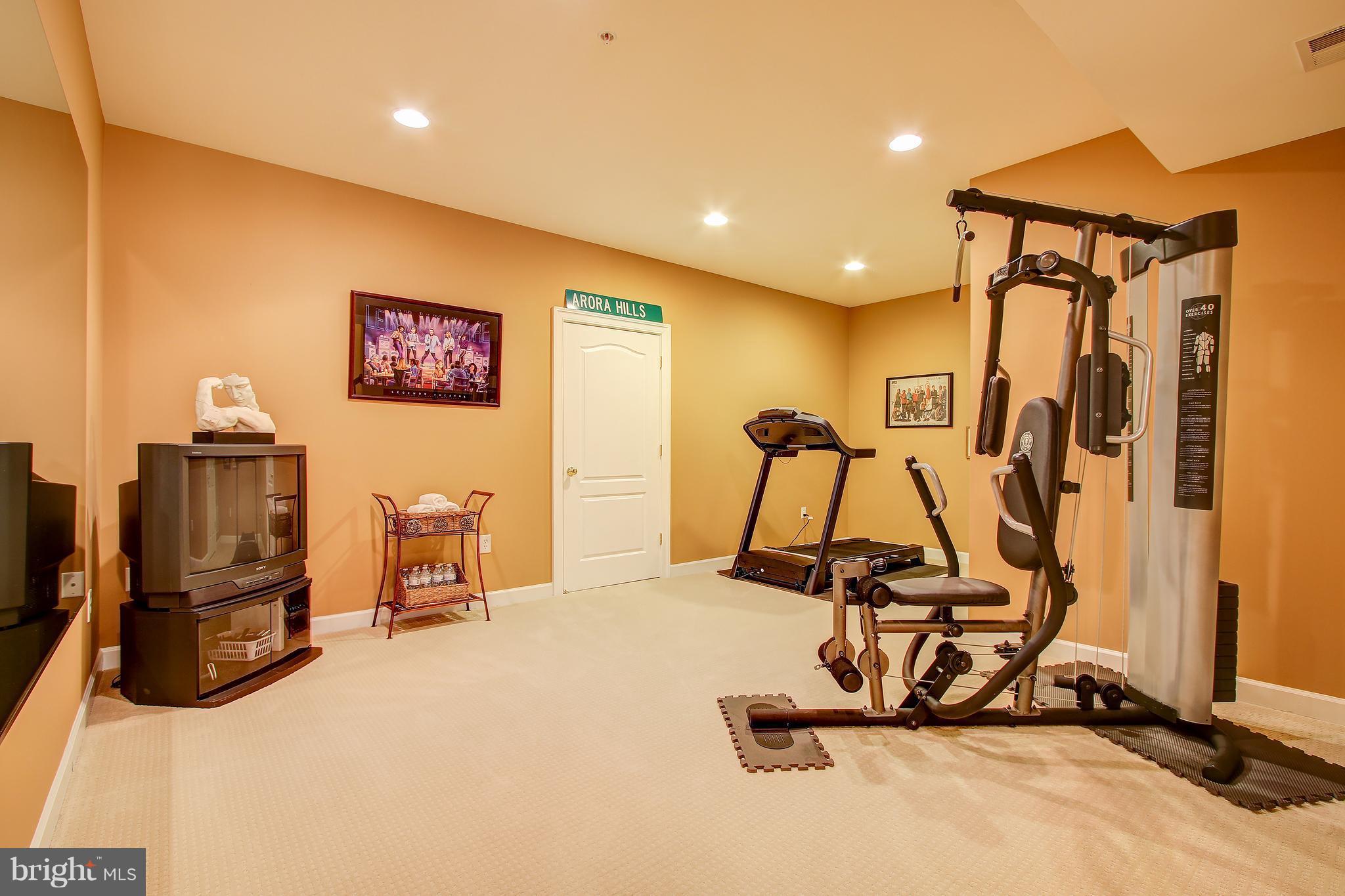 GREENWAY VILLAGE - Residential