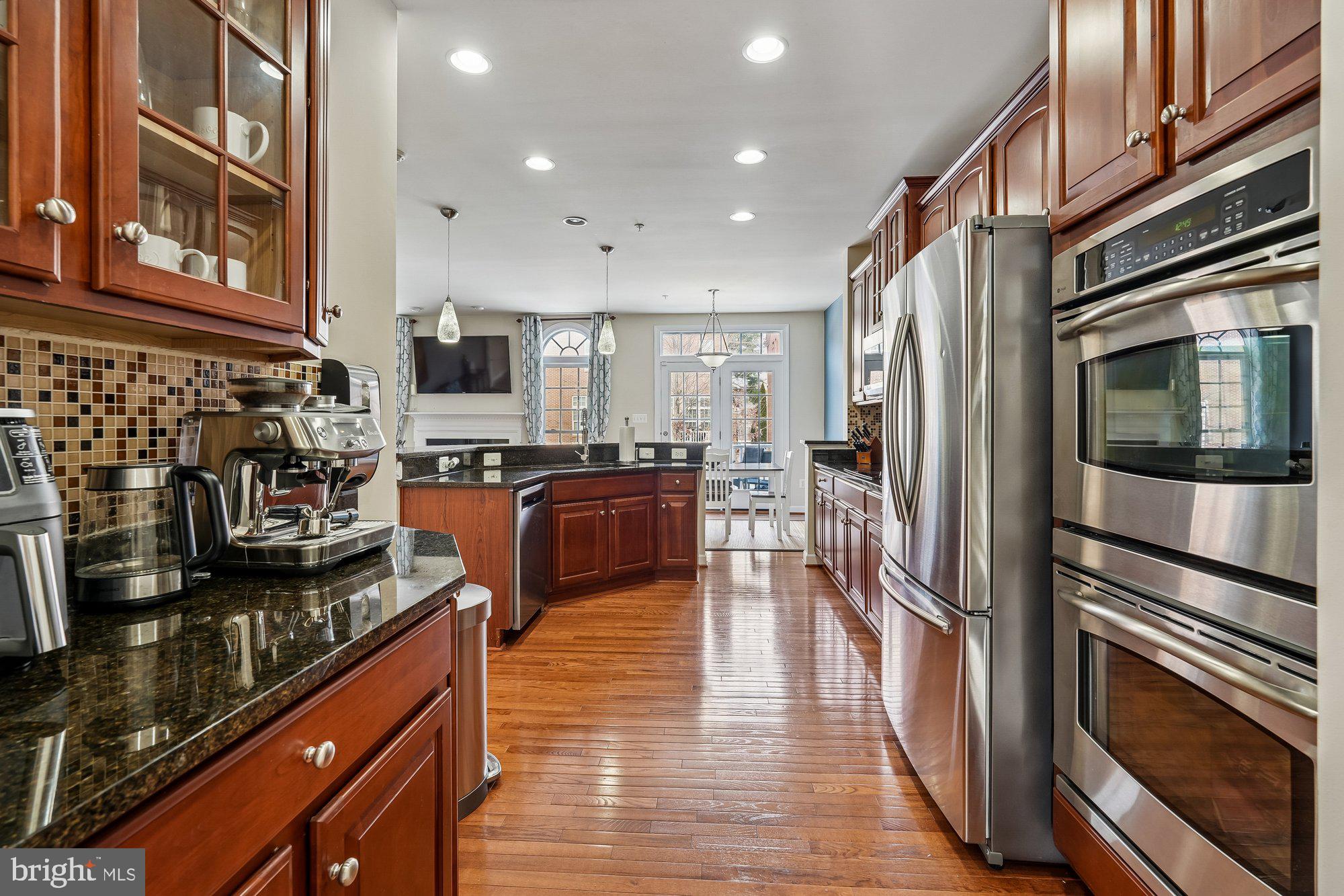 CROWN POINTE - Residential